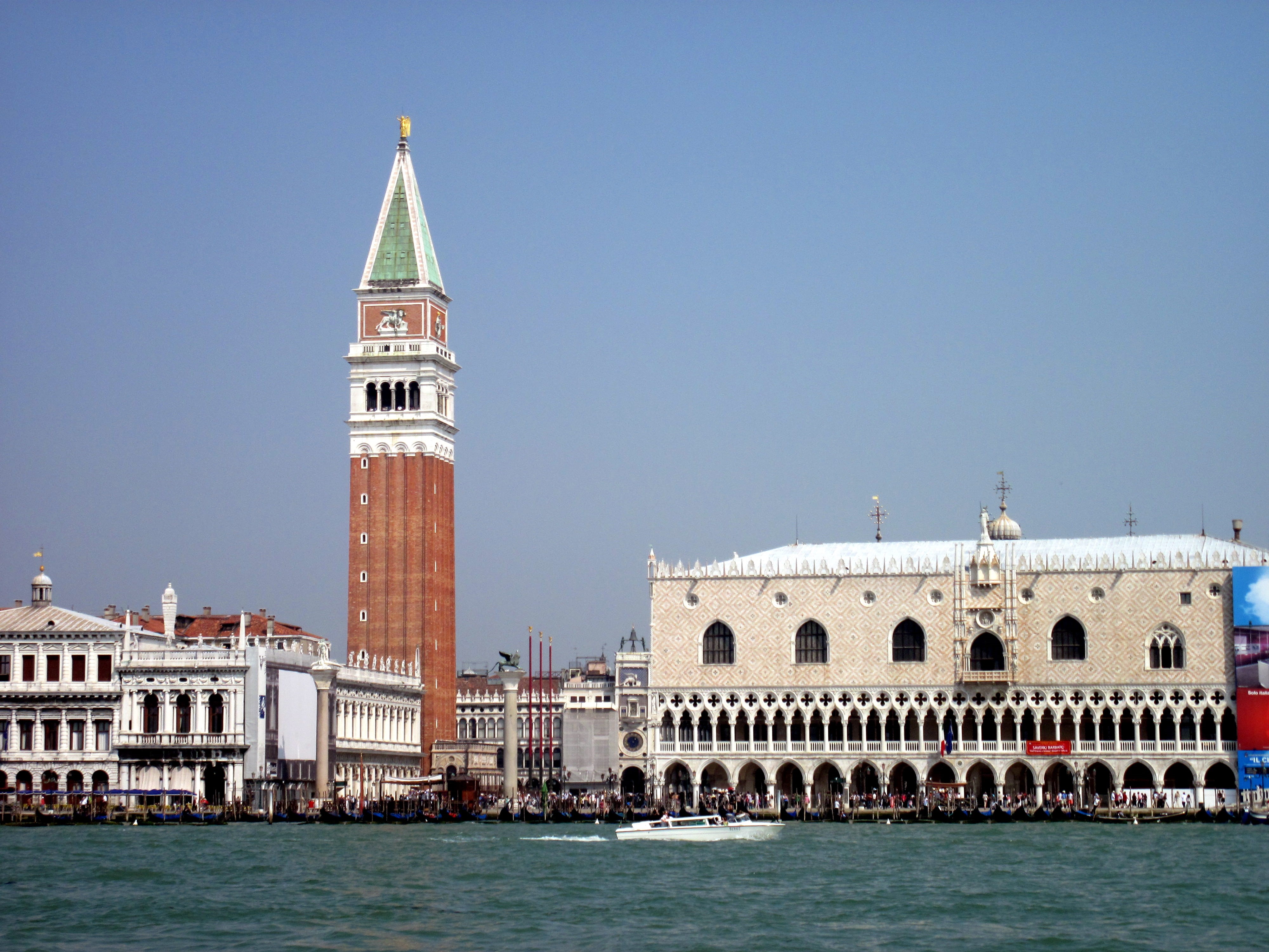 place of worship, st. Marks Cathedral, san Marco Quarter, clear sky, famous Place, sky, lagoon, urban Scene, venice, built structure, venice - Italy, water, HD Wallpaper