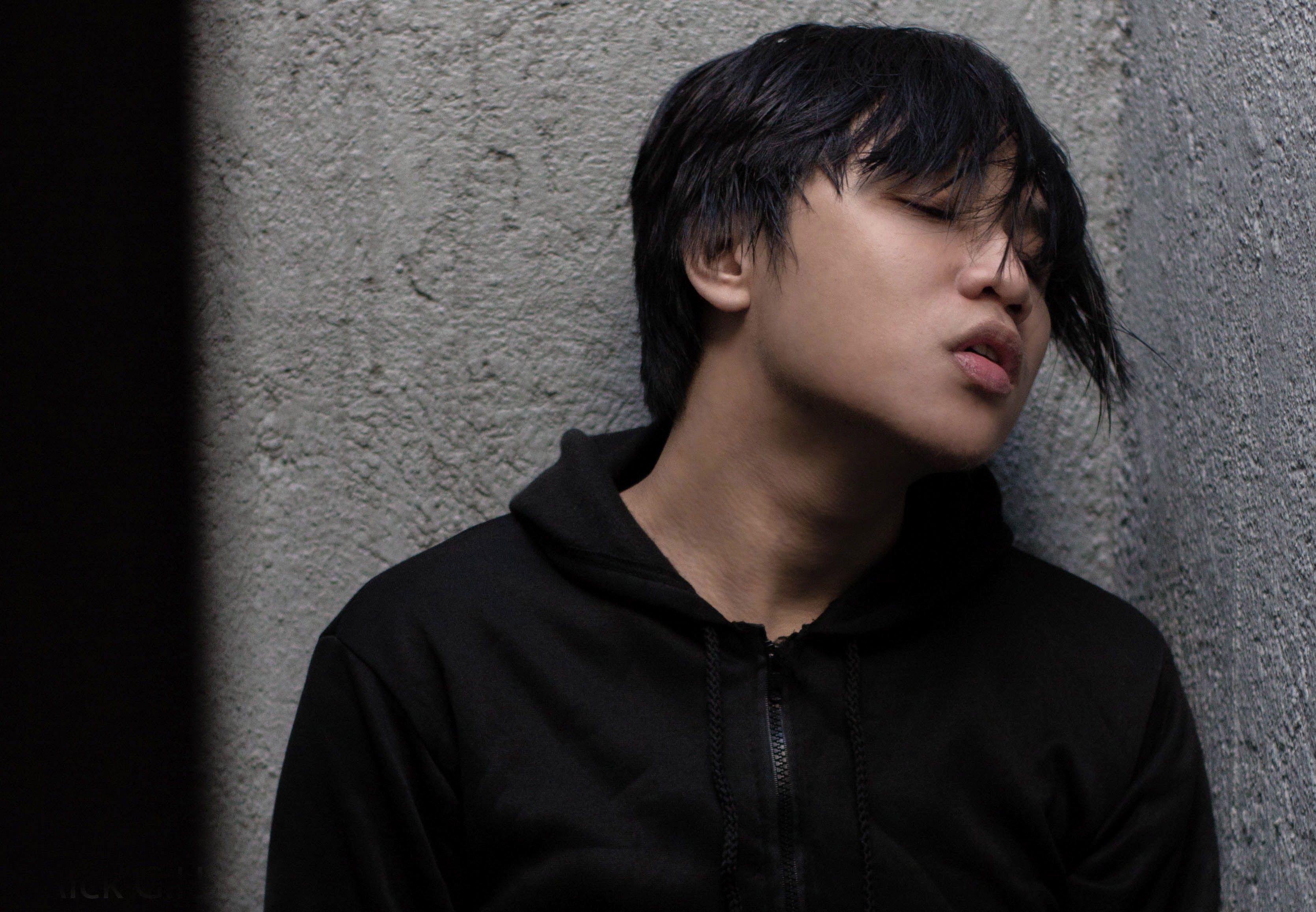 man, teenage boys, sleeve, person, concrete, outdoors, jacket, human, photography, sadness, looking, wall, hair, 2K, young adult, coat, long sleeve, hood, HD Wallpaper