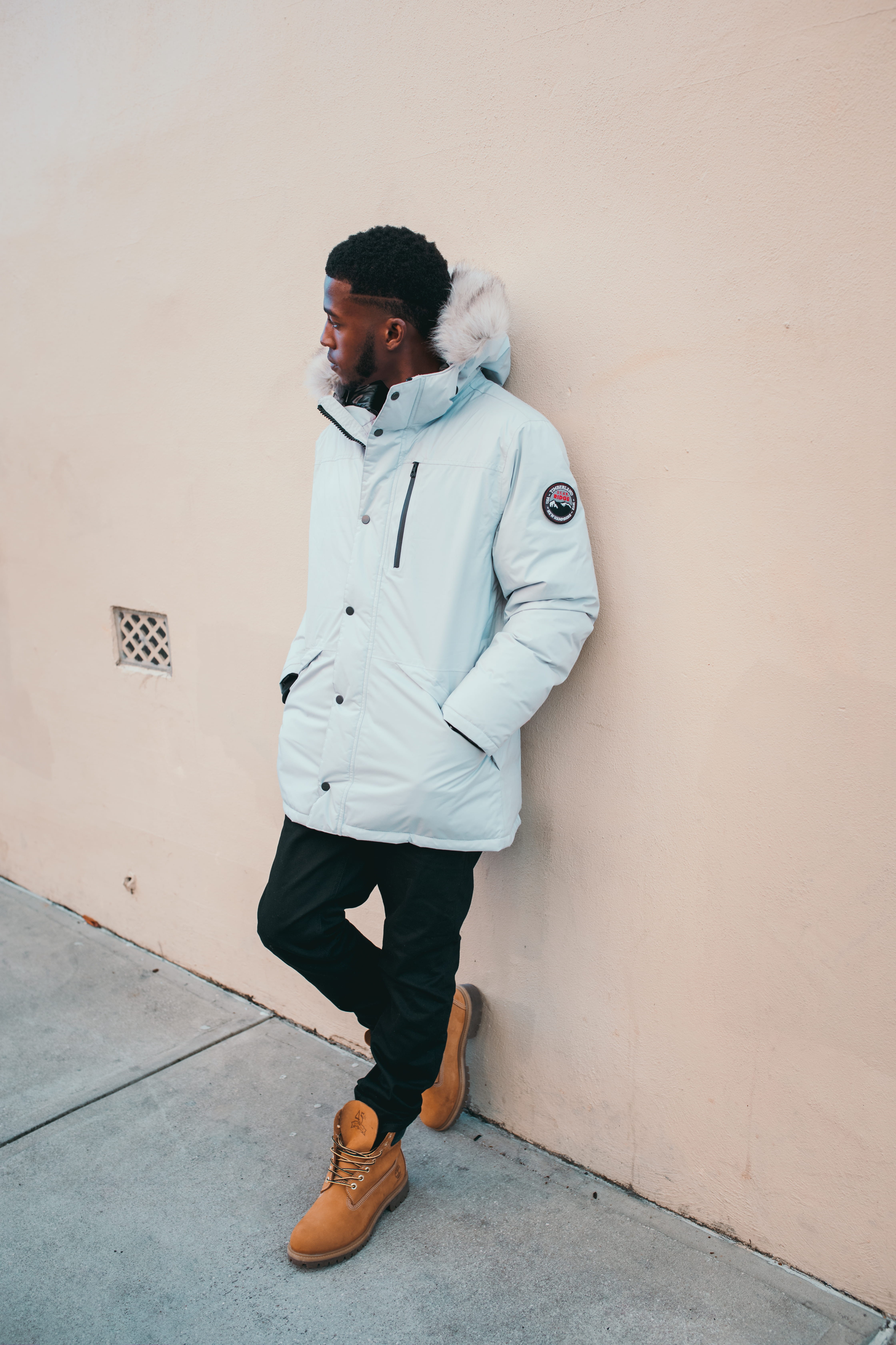 full length, blazer, architecture, front view, warm clothing, lifestyles, person, human, leisure activity, style, overcoat, young adult, white color, parka, Phone HD Wallpaper
