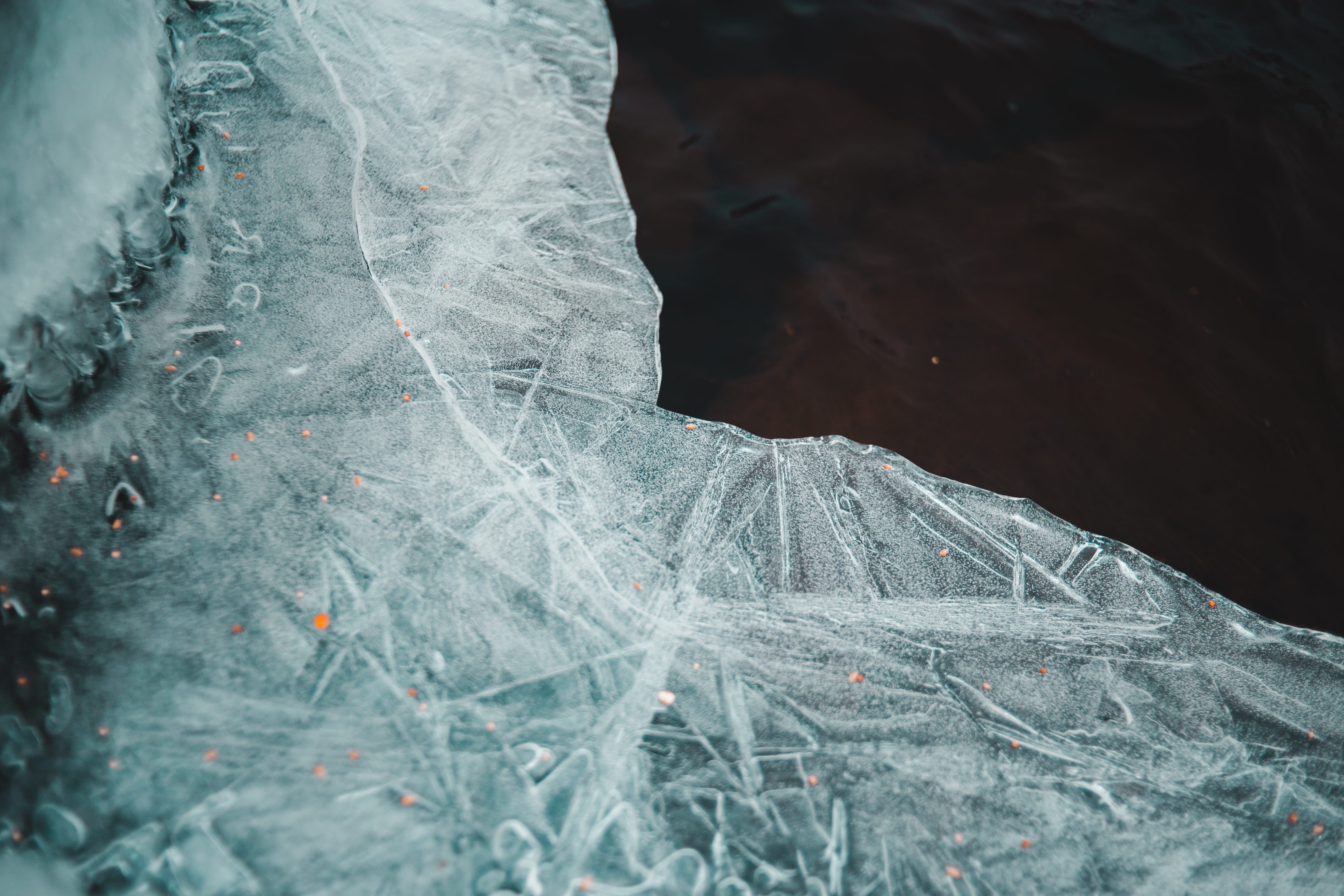 icicle, gray, textile, coat, glacier, ice, no people, outdoors, selective focus, surface, frost, plastic, lab coat, pattern, brown, white color, beauty in nature, HD Wallpaper