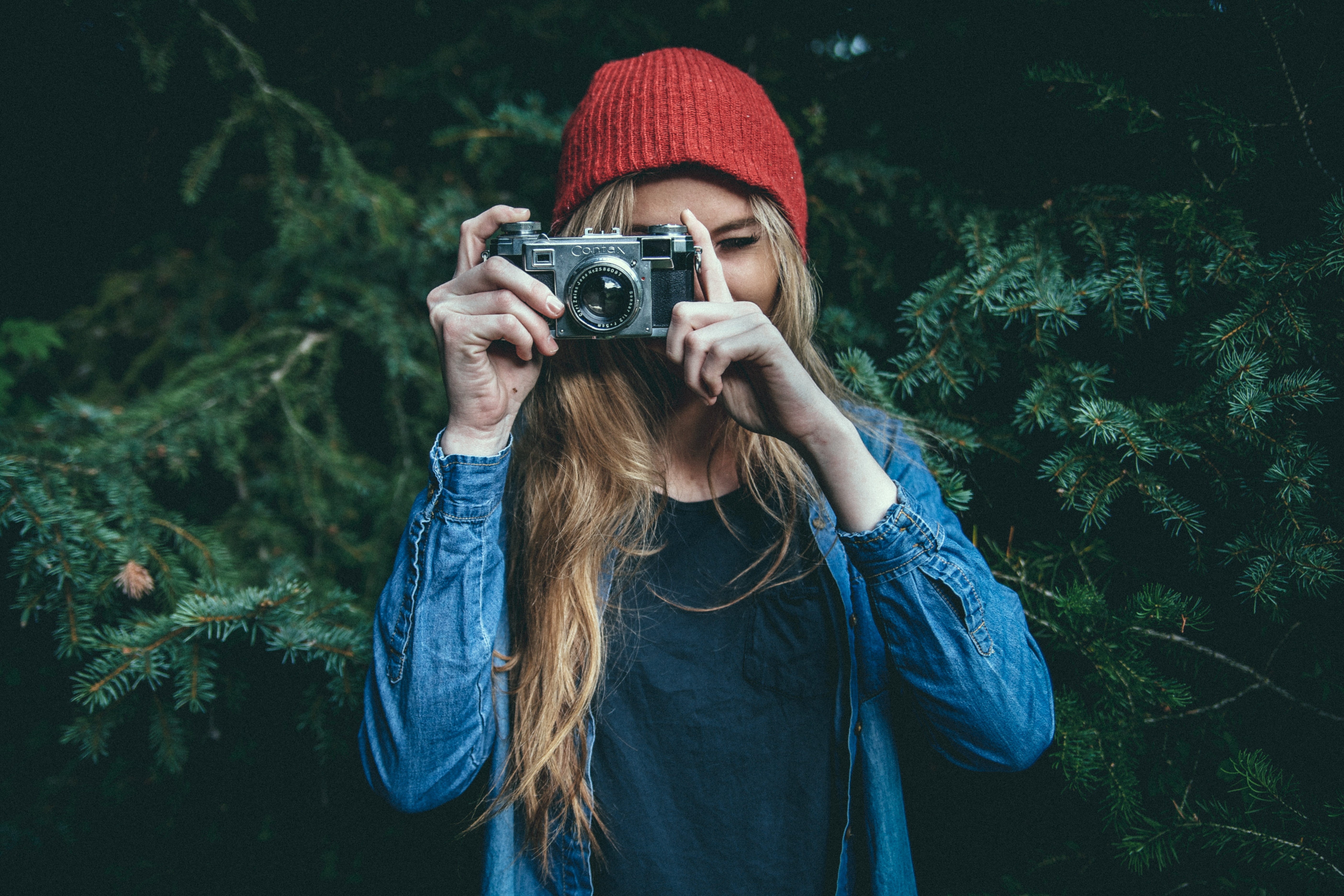 hobbies, denim, old-fashioned, hairstyle, adult, photographer, caucasian Ethnicity, photography, film, denim jacket, jacket, tree, selective focus, people, HD Wallpaper