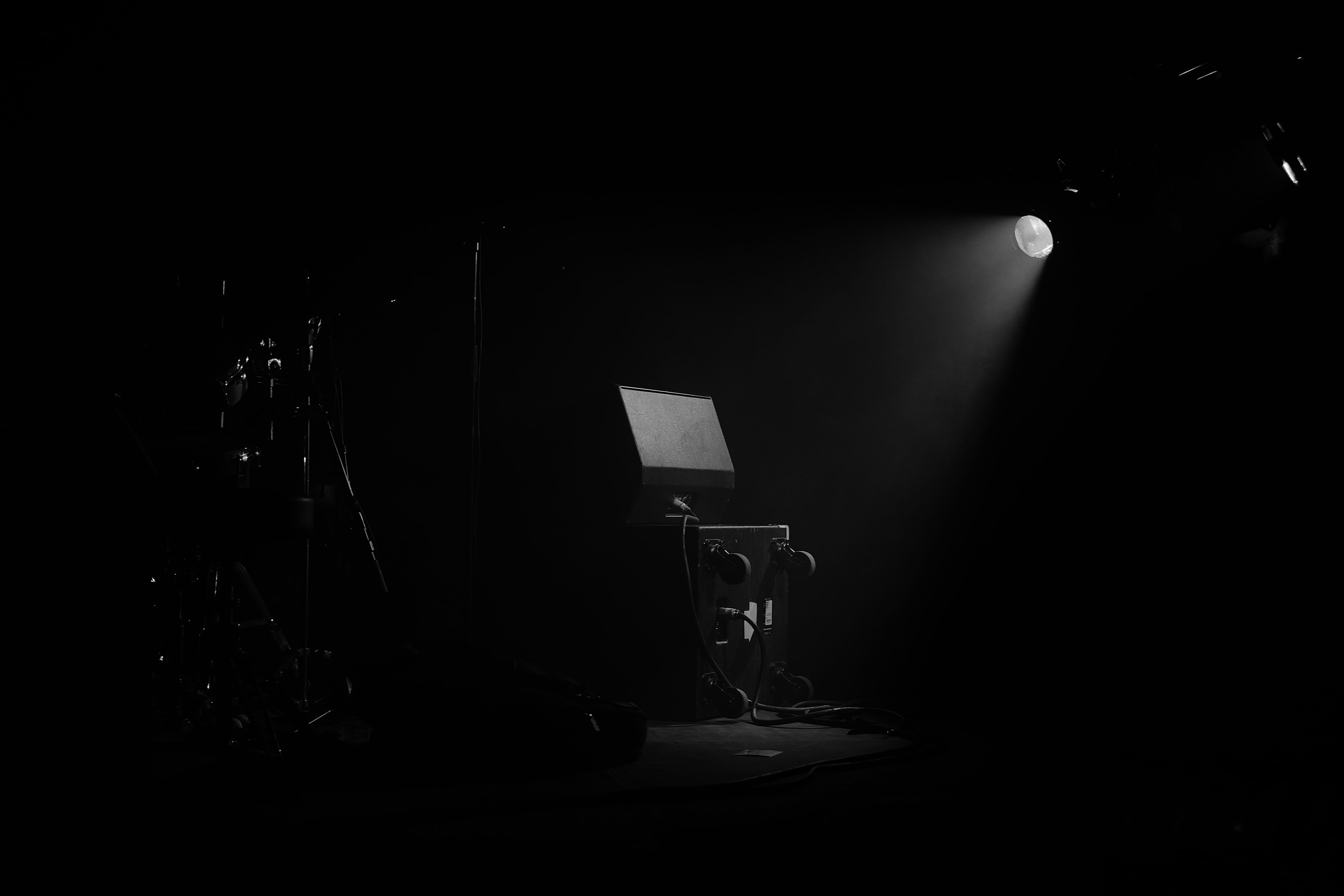 lighting equipment, absence, music, dark, london, still life, stage, indoors, sons of kemet, vilalge underground, electric lamp, night, light - natural phenomenon, HD Wallpaper