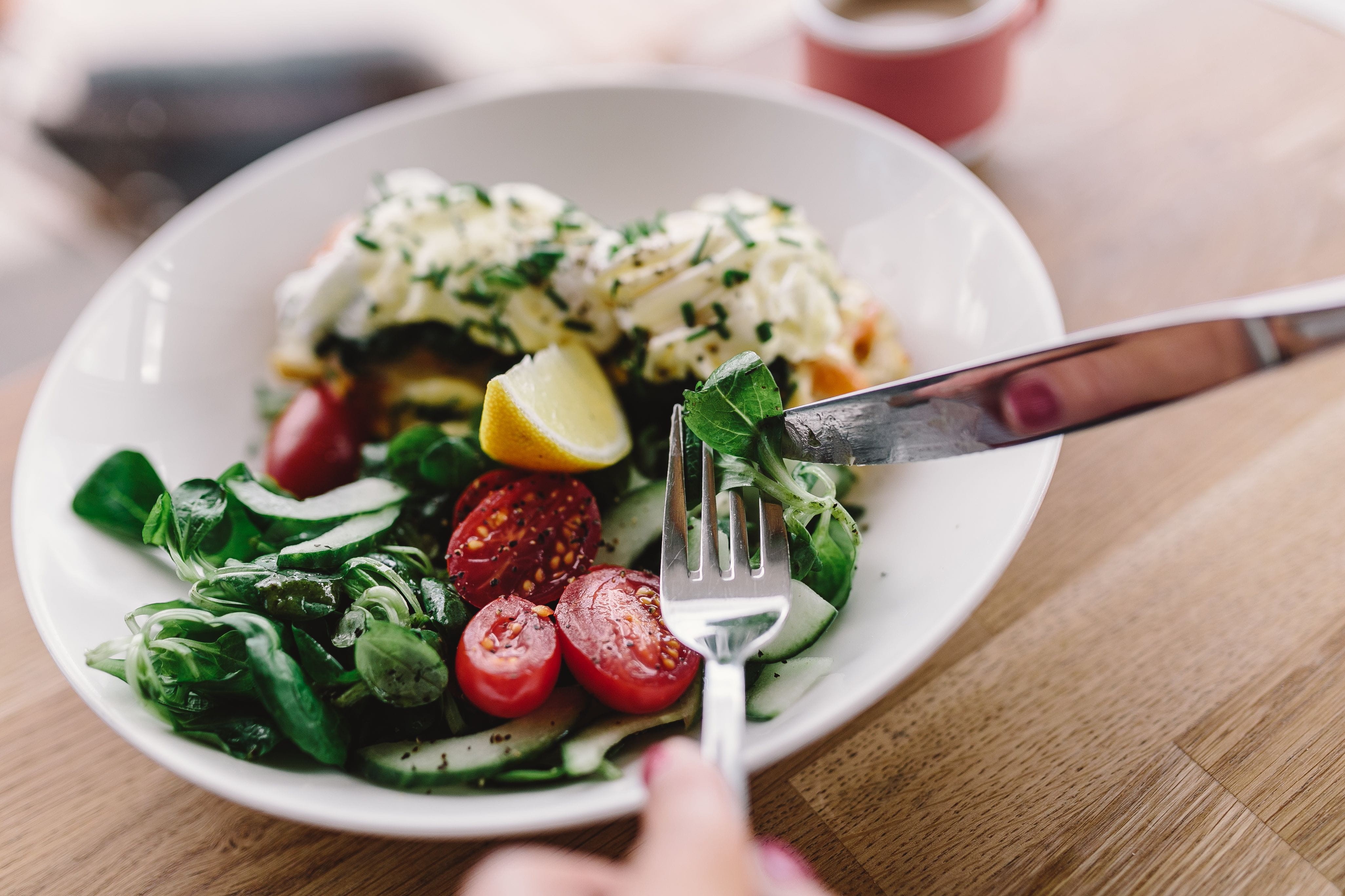 gourmet, healthy, wellbeing, hungry, close-up, spoon, tomato, herb, salad, image, human hand, eating, healthy lifestyle, crockery, indoors, strawberry, HD Wallpaper
