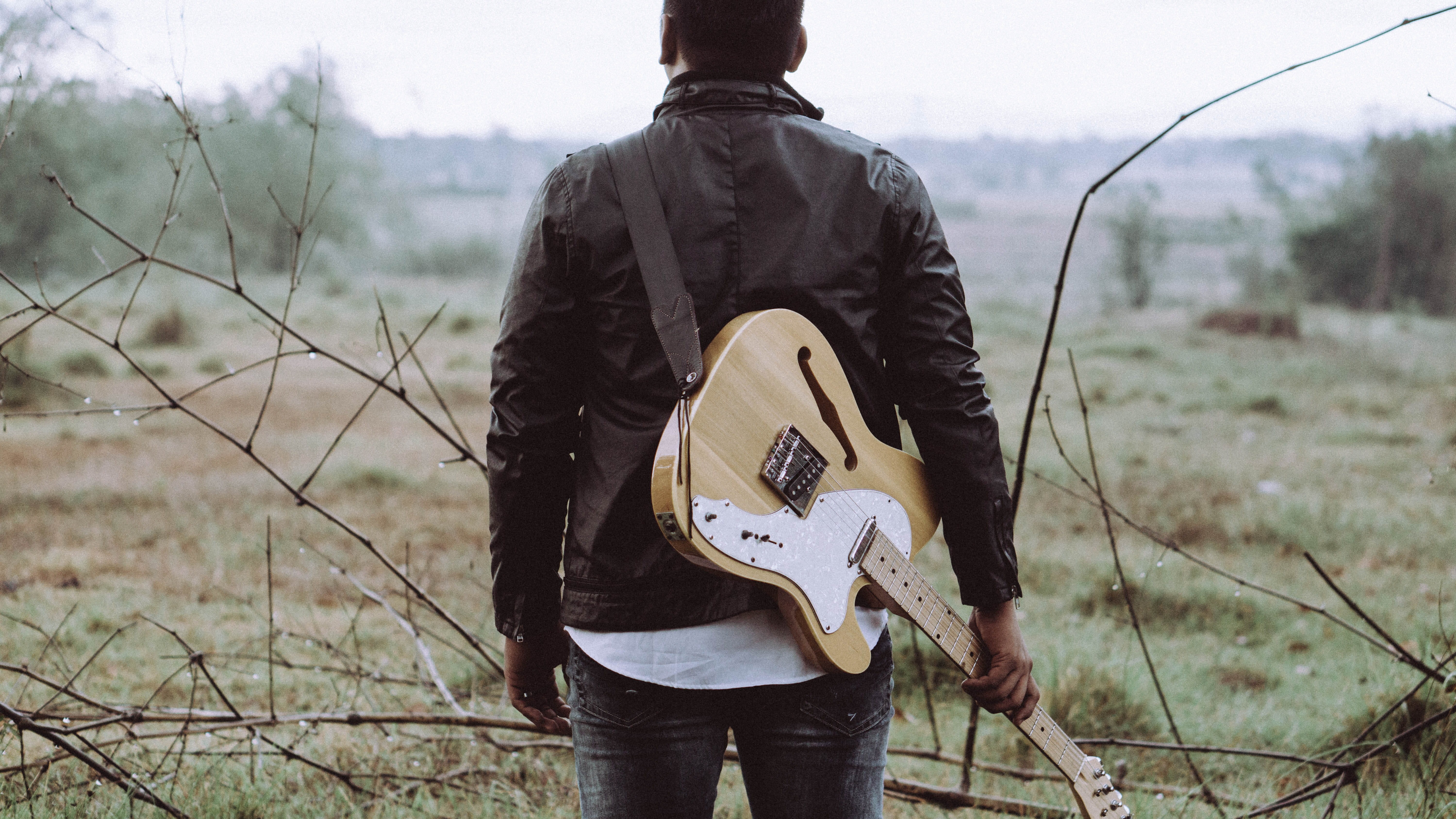musical instrument, bass guitar, person, outdoors, casual clothing, standing, human, men, nature, focus on foreground, holding, electric guitar, one person, HD Wallpaper