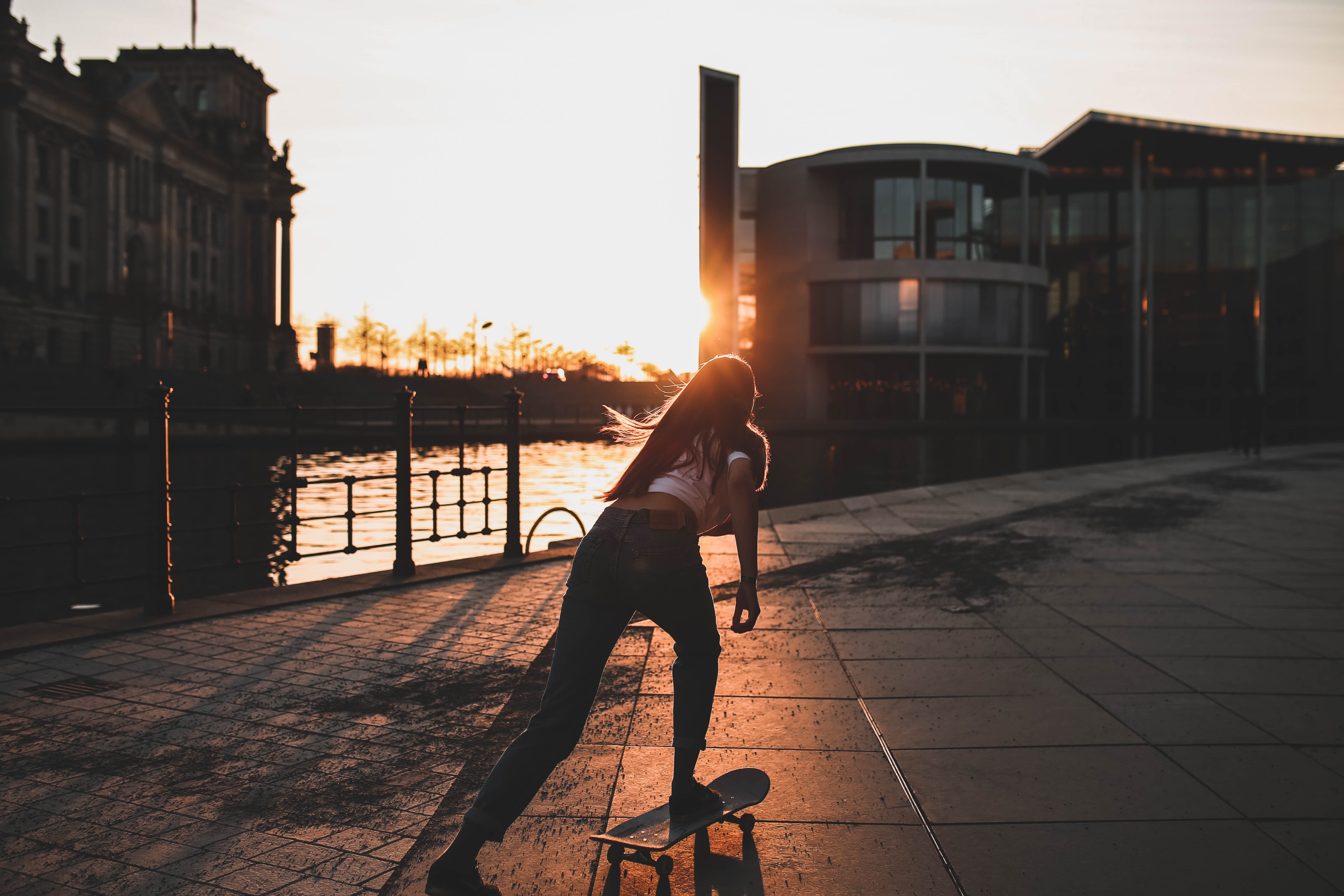 sunrise, day, men, skate, lifestyles, street, motion, urban Scene, woman, night, full length, skateboard, city, skategirl, playing, silhouette, women, near, HD Wallpaper