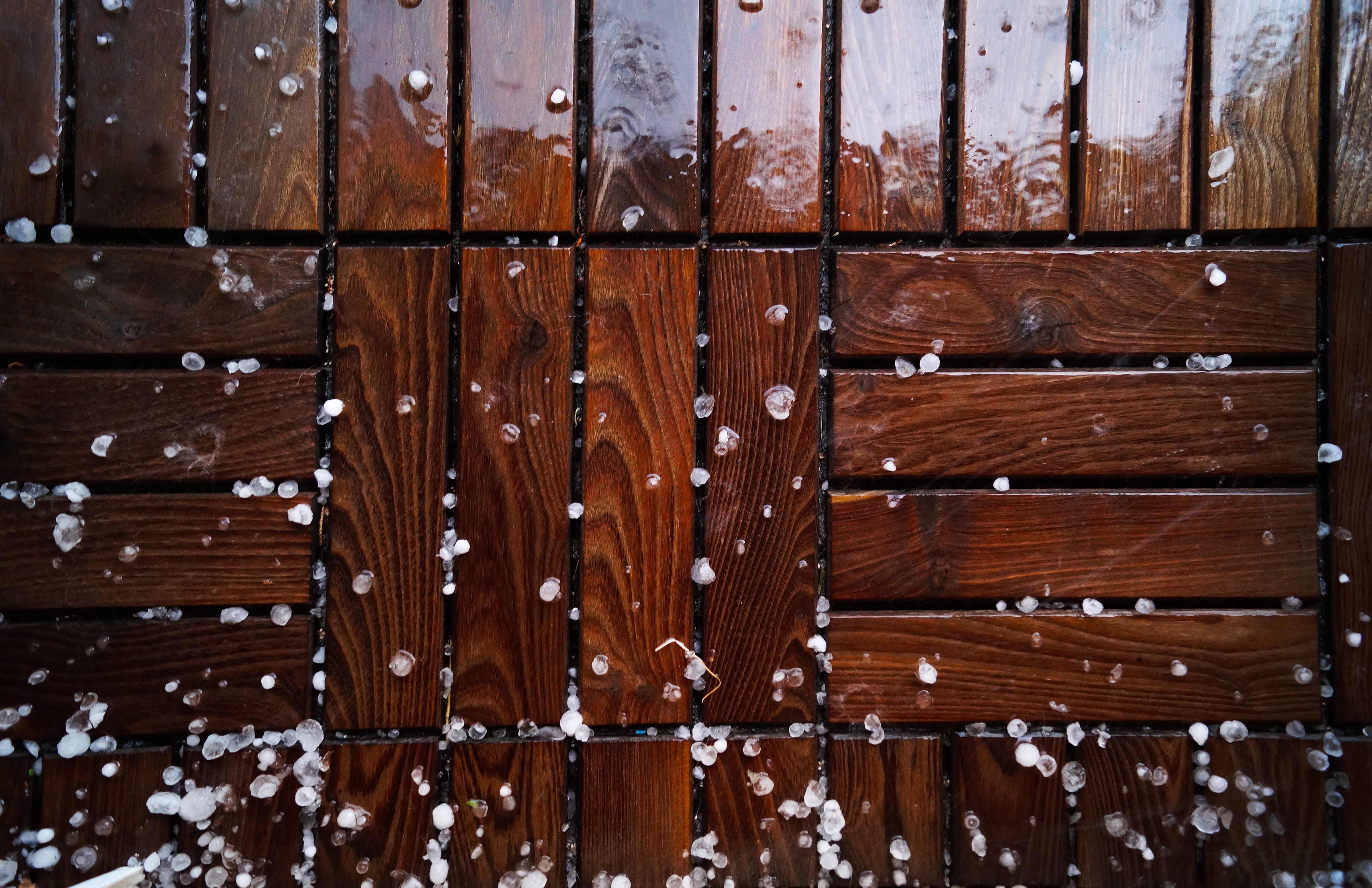 close-up, weathered, plank, day, built structure, pattern, no people, board, door, wall - building feature, brown, ice, repetition, 5K, old, entrance, HD Wallpaper