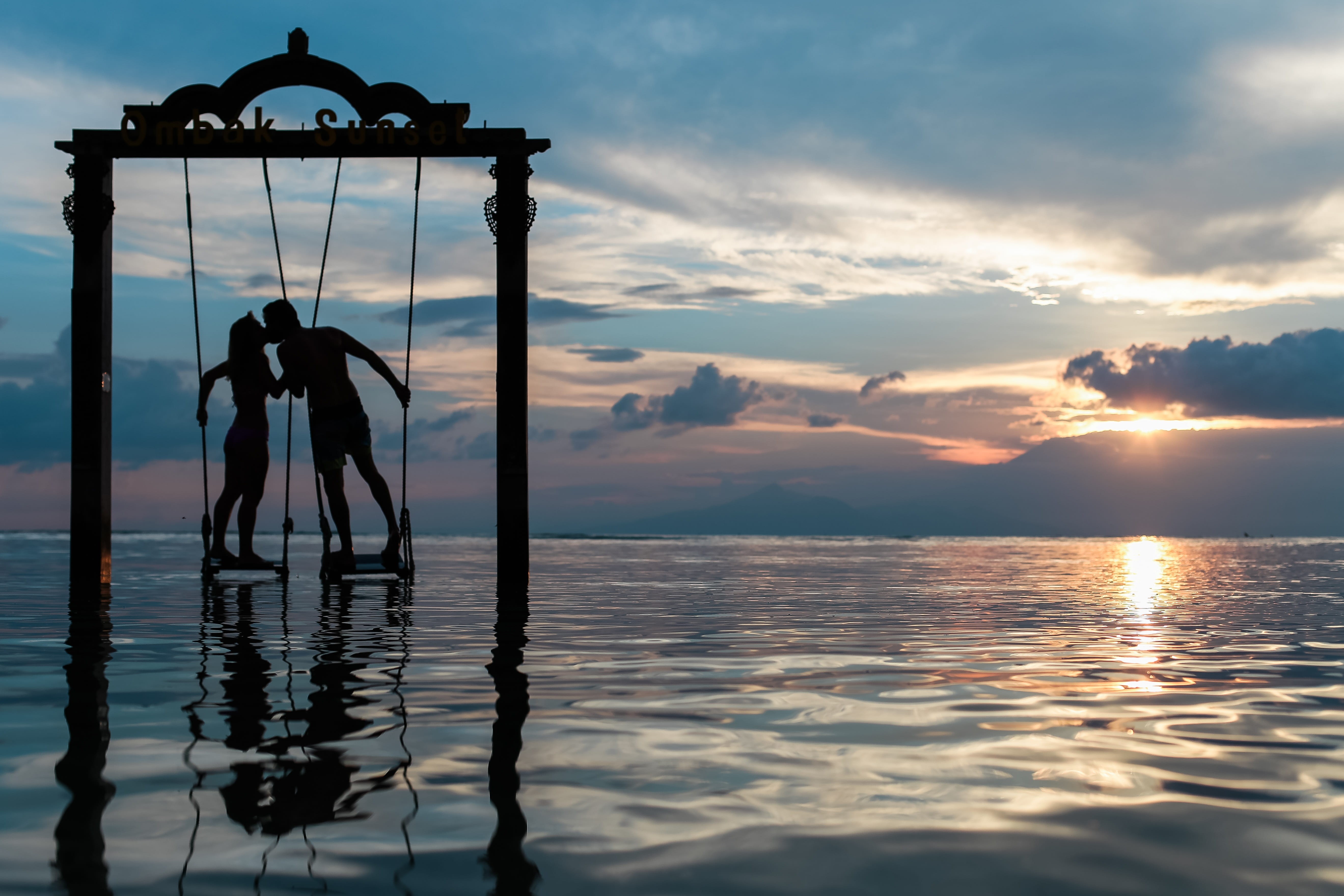 intimate, 5K, boyfriend, leisure activity, lifestyles, two people, sky, scenics - nature, lake, girl, water, kissing, tranquility, togetherness, cloud - sky, HD Wallpaper
