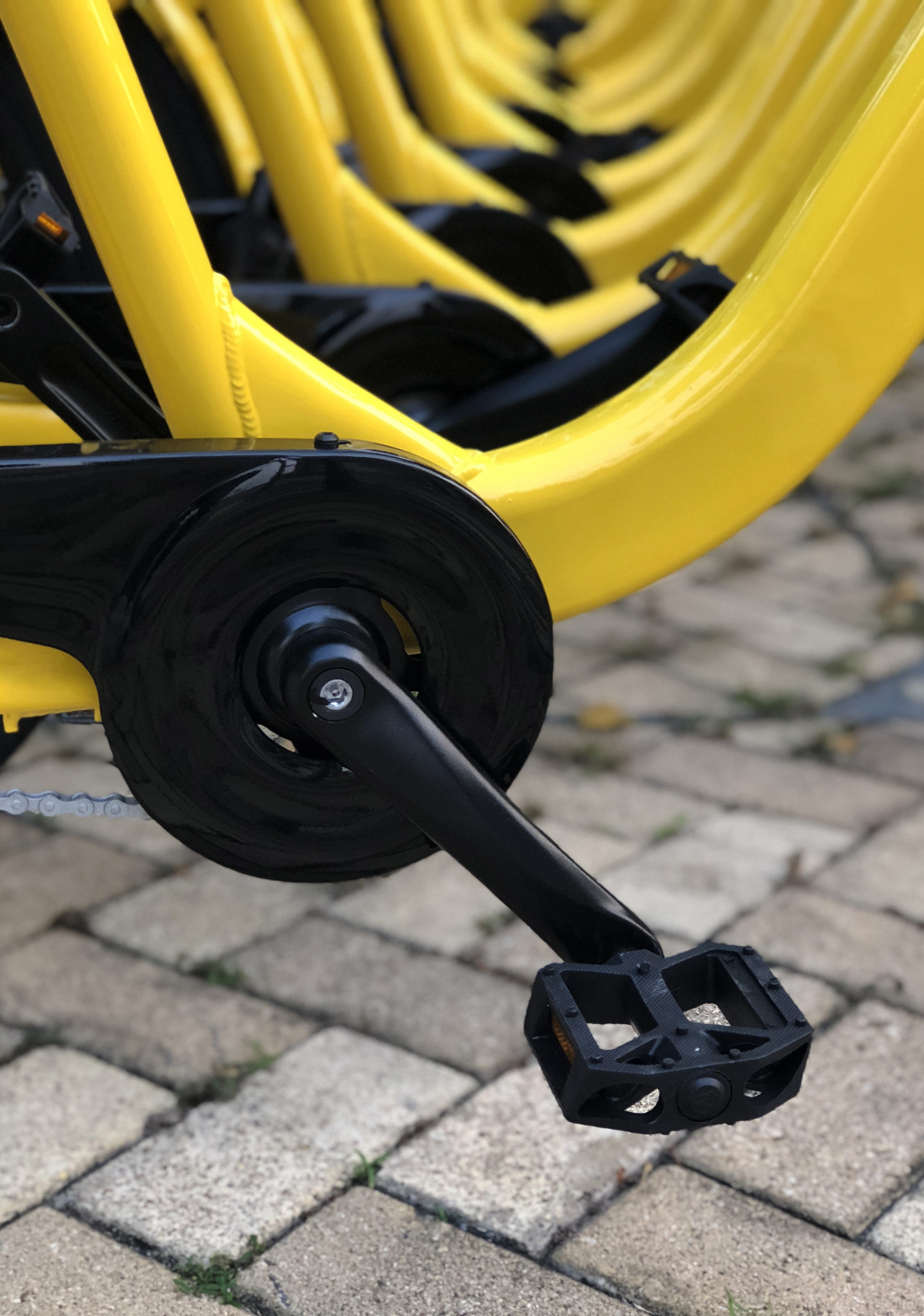 mode of transportation, safety, cobblestone, share a cycle, rent a cycle, no people, high angle view, wheel, footpath, focus on foreground, day, city, bicycle for rent, Phone HD Wallpaper