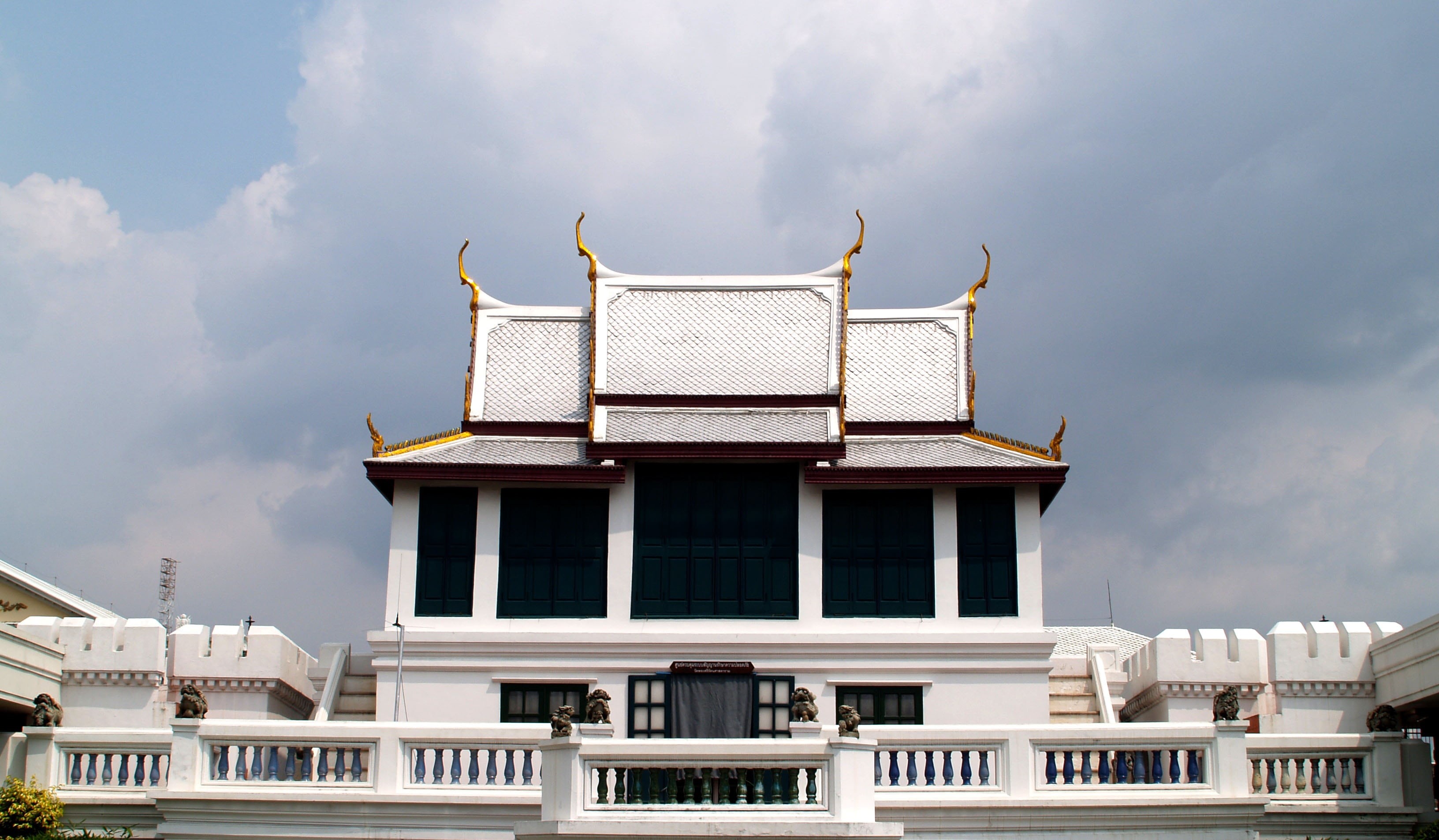 palace, royal, tourist, pagoda, traditional, place, culture, roof, outdoors, architecture, east, temple, vacations, monastery, emerald, building, bangkok, HD Wallpaper