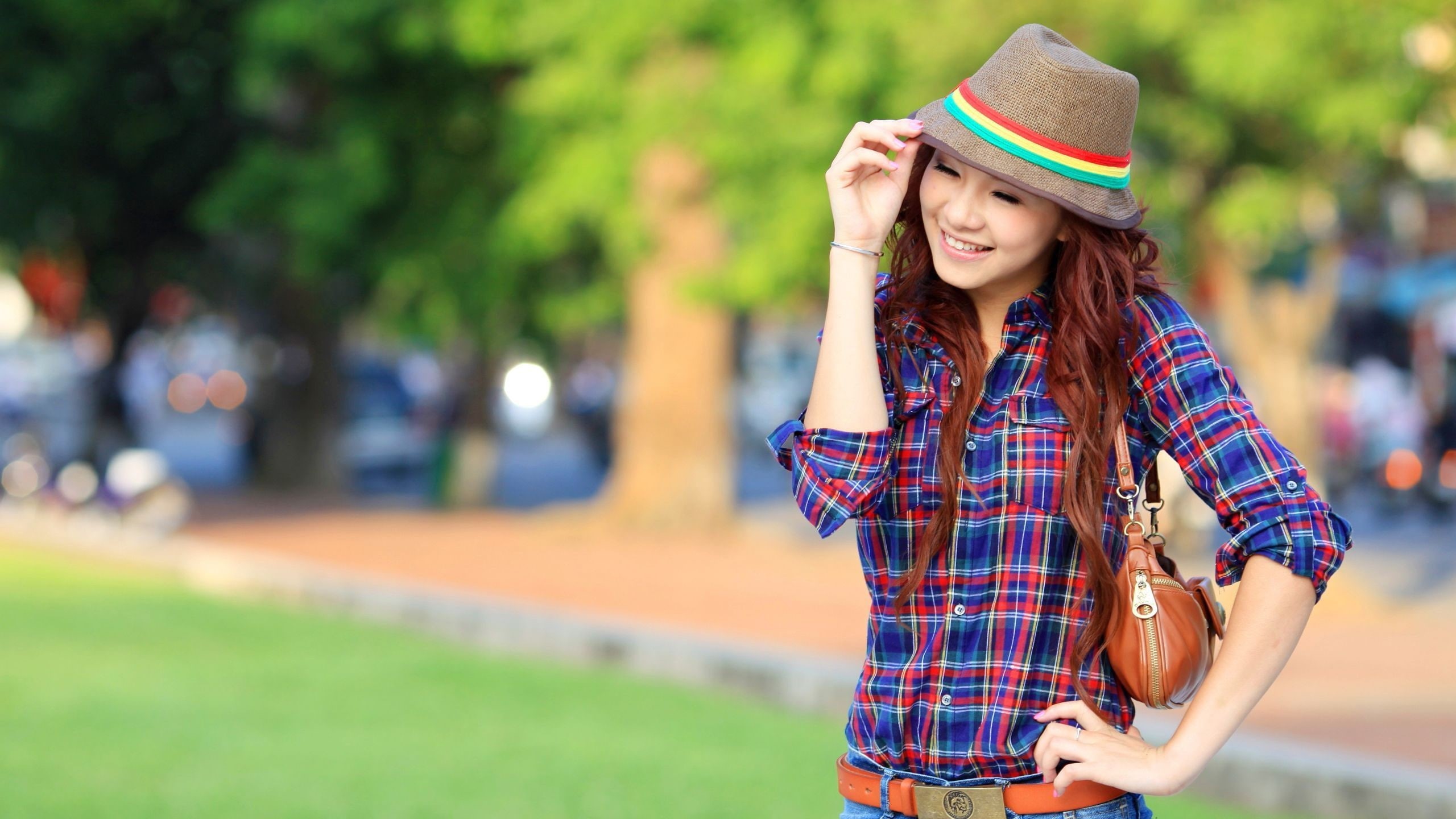 trendy, girl, girls, asian, purse, 2K, hat, 2560x1440, HD Wallpaper