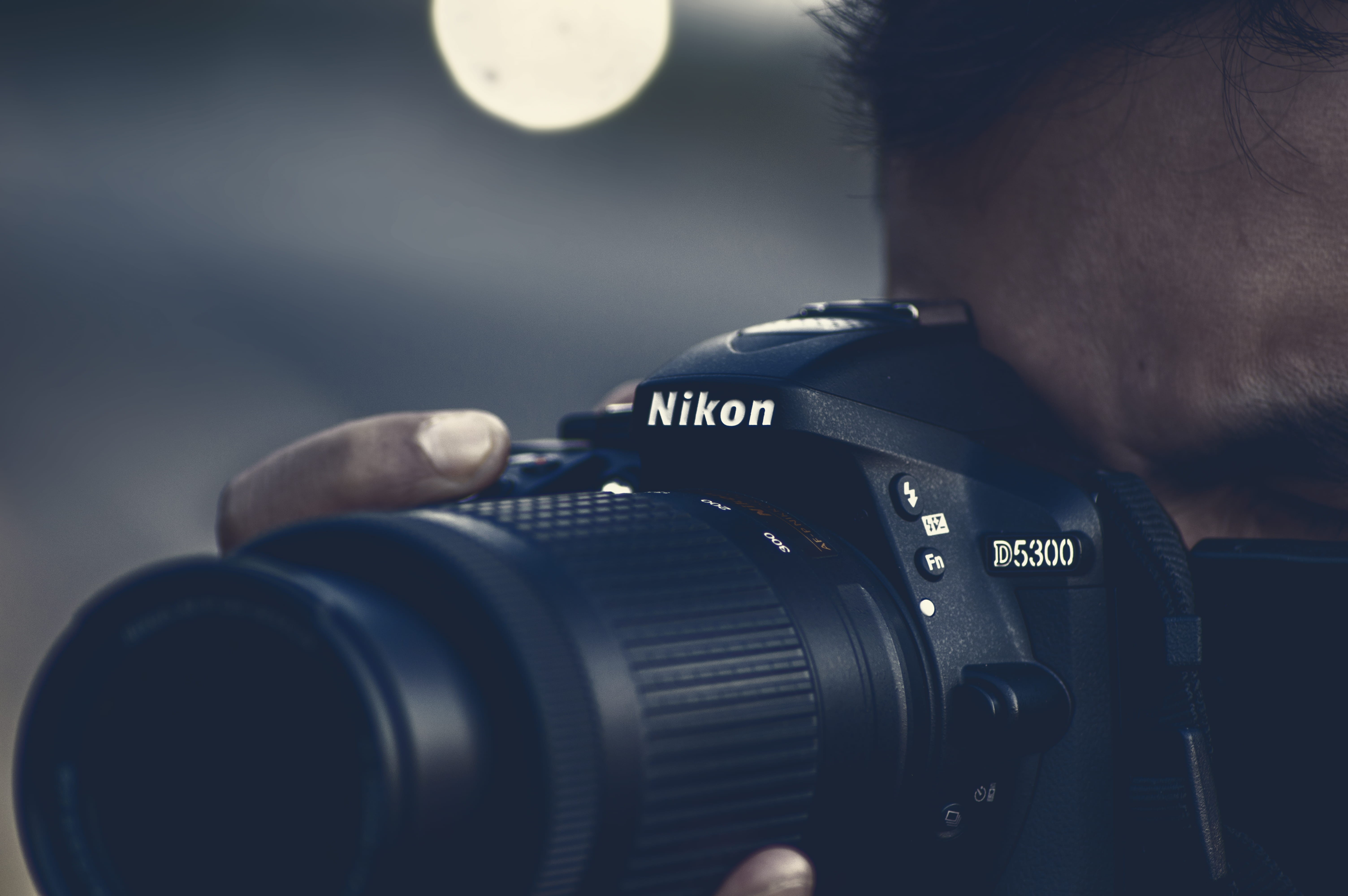 india, men, real people, camera - photographic equipment, digital camera, modern, photography themes, nightphotography, people, close-up, one person, camera, HD Wallpaper