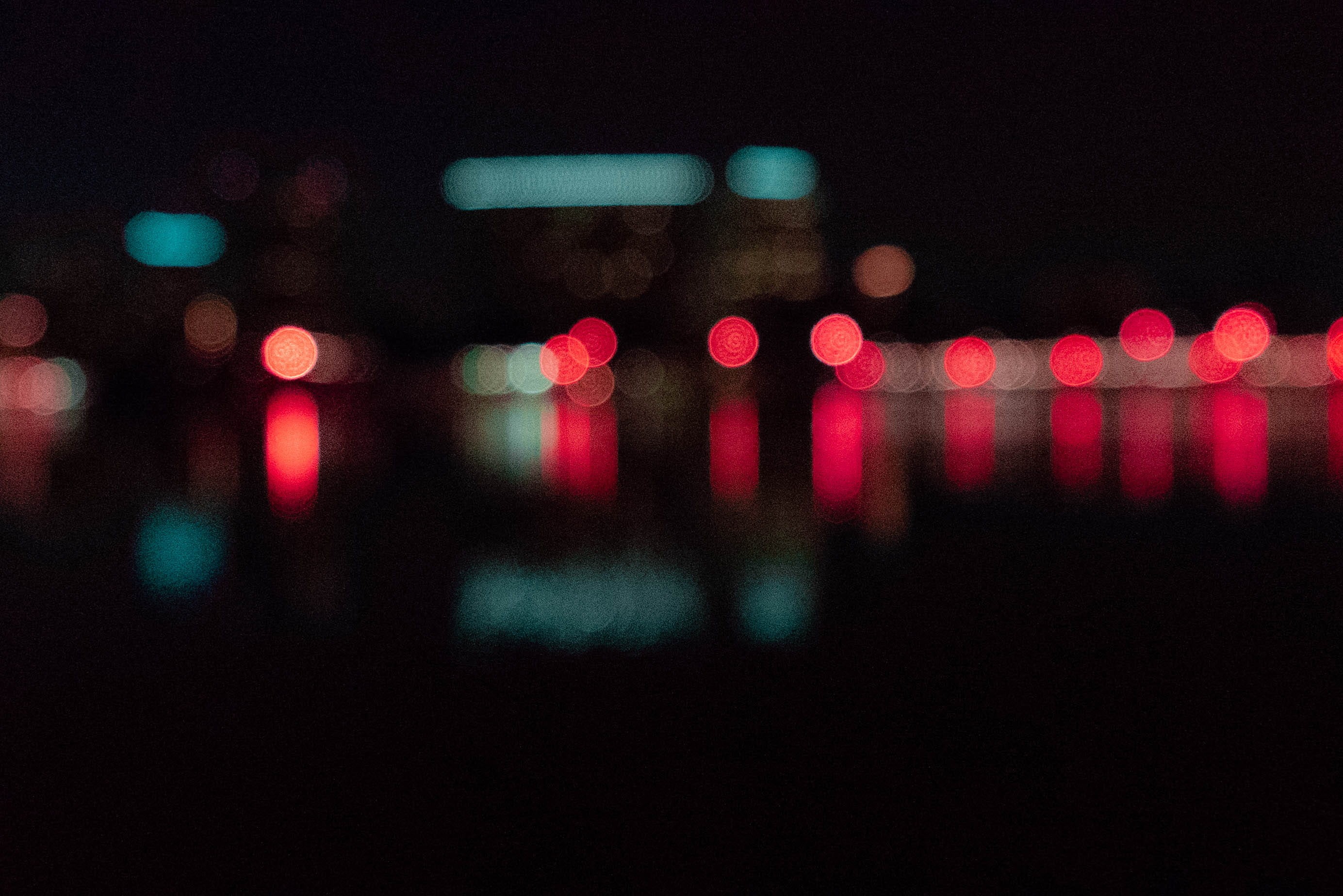 lake merrit, illuminated, out of focus, 2K, no people, focus, at, lights, close-up, motor vehicle, mode of transportation, street, color, red, black background, HD Wallpaper
