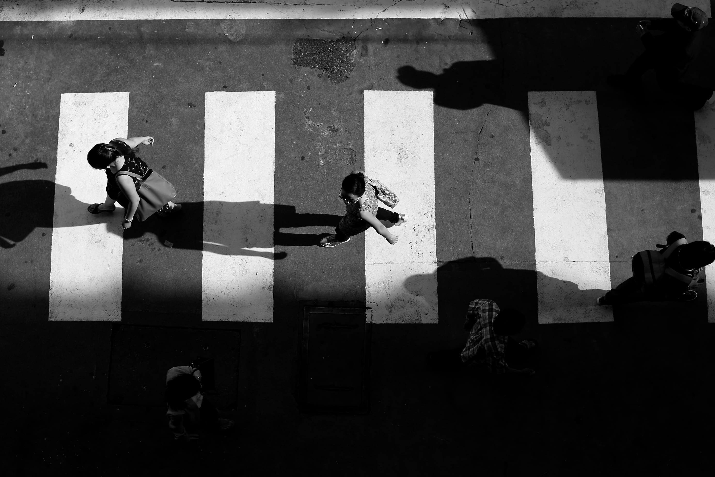 grayscale, crossing, road, men, monochrome, photo, transportation, from above, leisure activity, lifestyles, photography, people, day, sunlight, pedestrian, HD Wallpaper