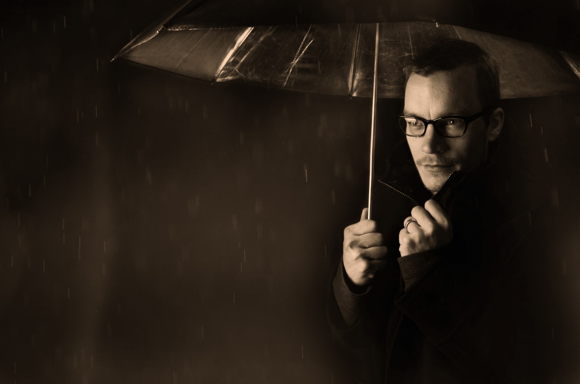 people, men, wet, young adult, portrait, raindrops, holding, copy space, protection, looking at camera, man, one Person, 1080P, contemplation, face, umbrella, HD Wallpaper