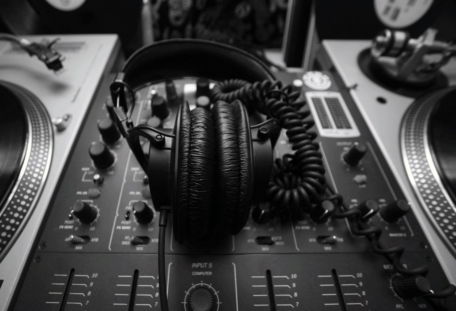 clean, control panel, high angle view, control, close-up, black and white, nightlife, full, mixing, indoors, sound Mixer, machinery, remote, sound Recording Equipment, HD Wallpaper