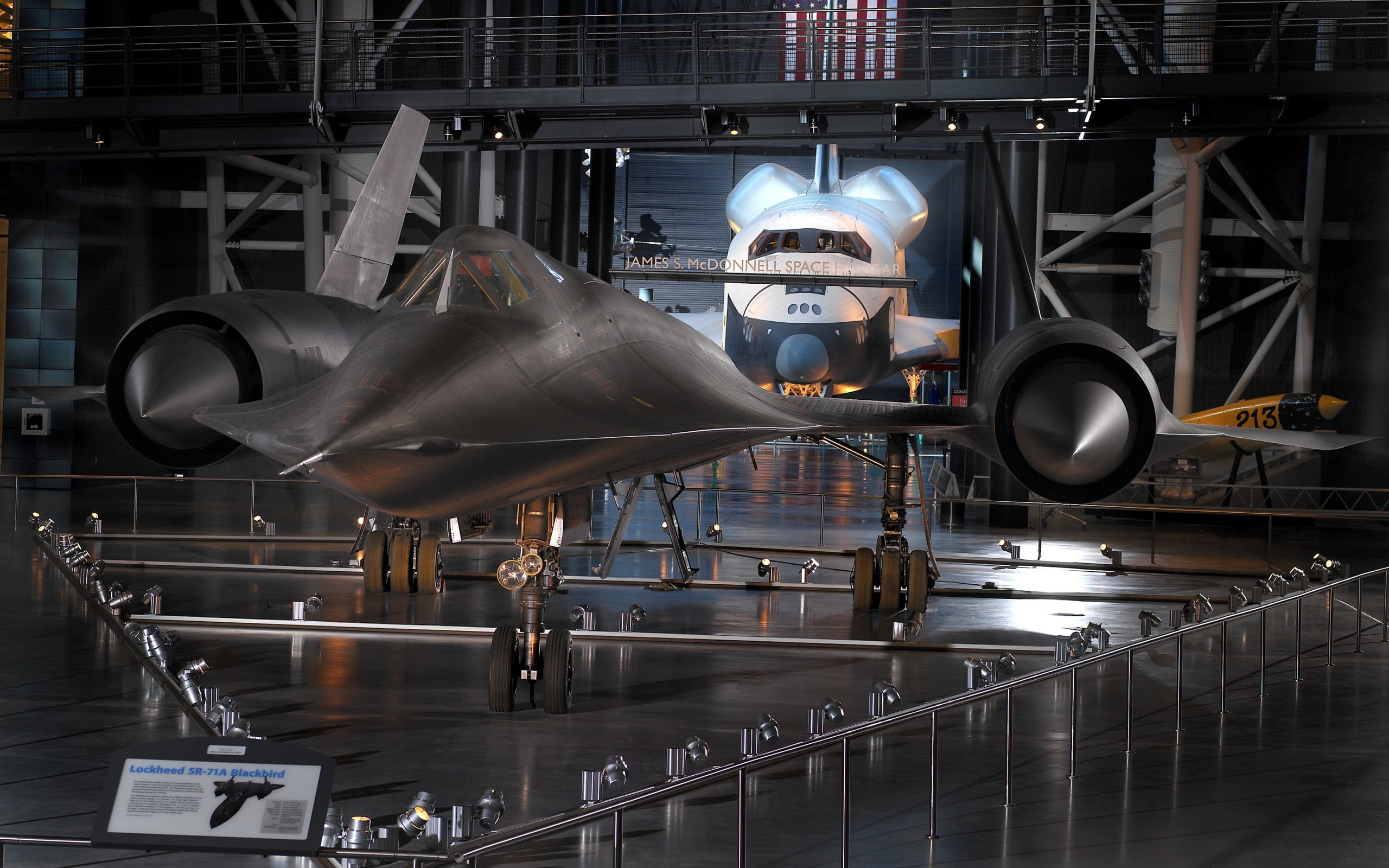 blackbird, lockheed sr-71 blackbird, shuttle, jet, aircraft, military aircraft, metal, 2K, space shuttle, lockheed, military, space, fighting, sr, museums, HD Wallpaper