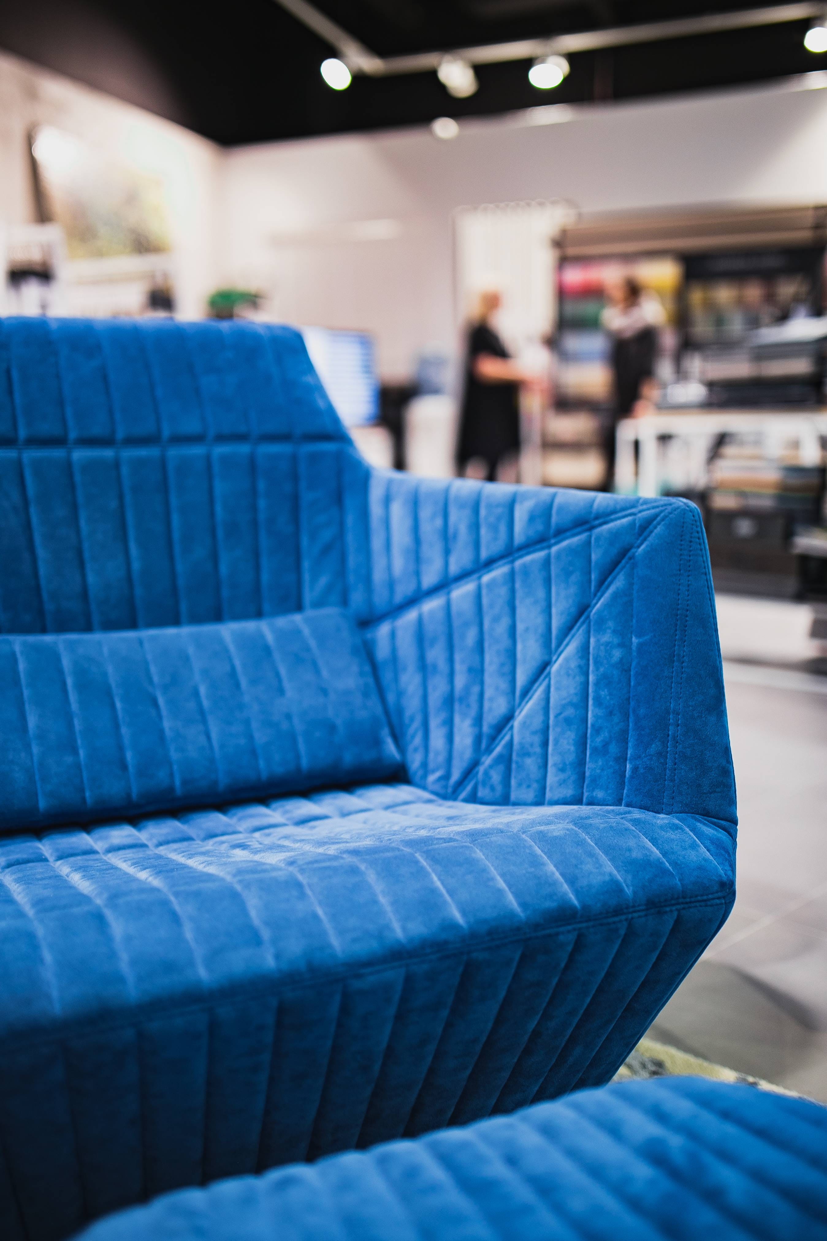 textile, blue, Soft, empty, adult, close-up, large group of objects, furniture, domestic Room, transportation, selective focus, no People, seat, modern, Phone HD Wallpaper