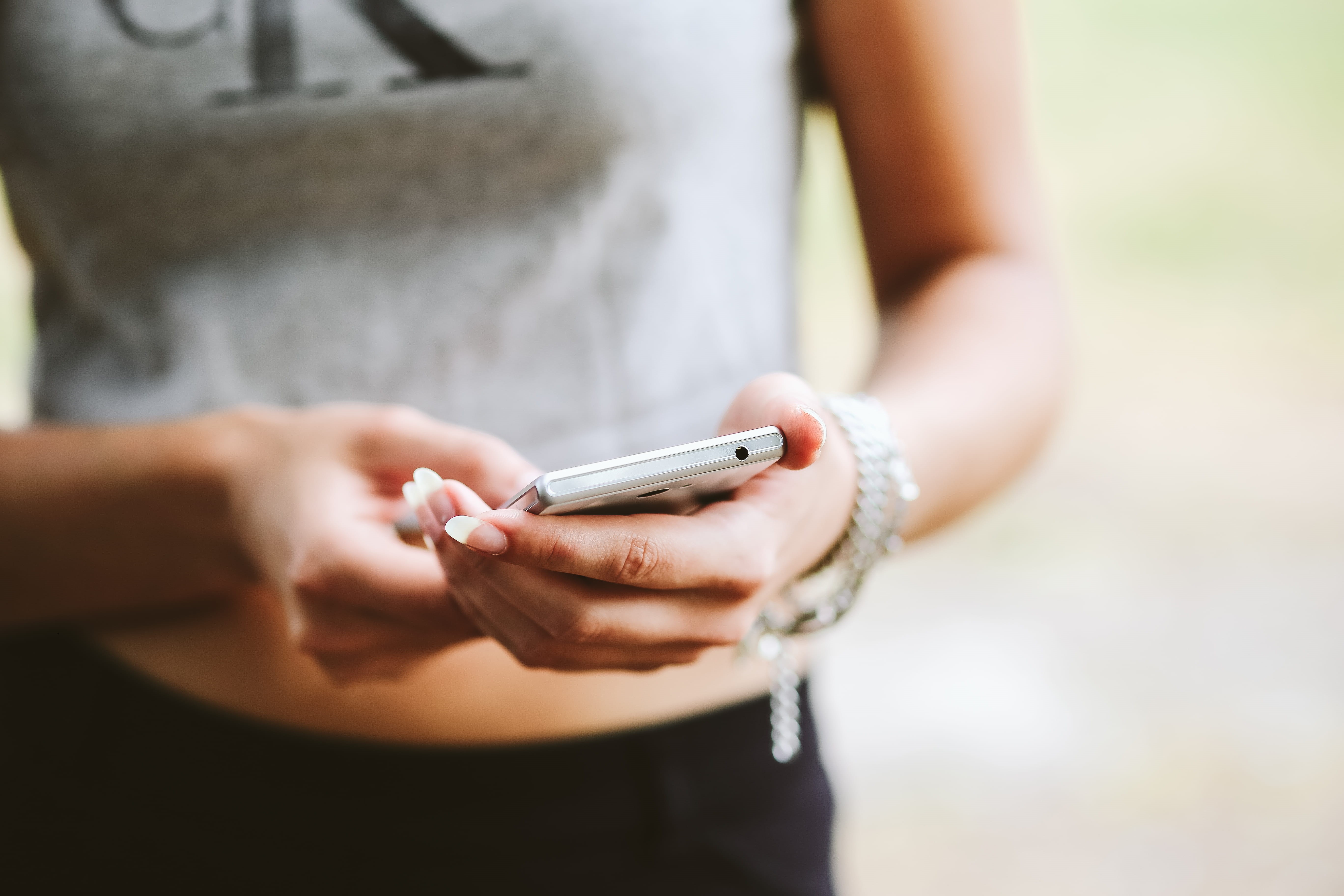 close-up, human Hand, tech, girl, communication, outdoors, technology, casual clothing, text Messaging, portable information device, white, day, touching, HD Wallpaper