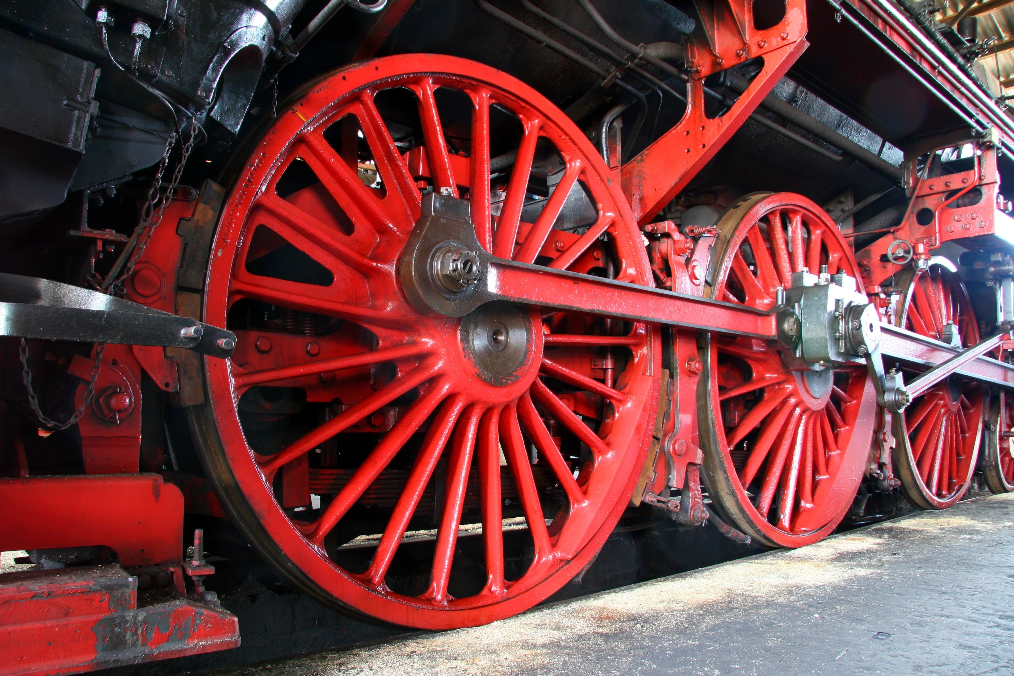 train - vehicle, public transportation, rail, mechanic, track, machinery, wheel, no people, mode of transport, black, Railway, outdoors, car, loco, travel, HD Wallpaper