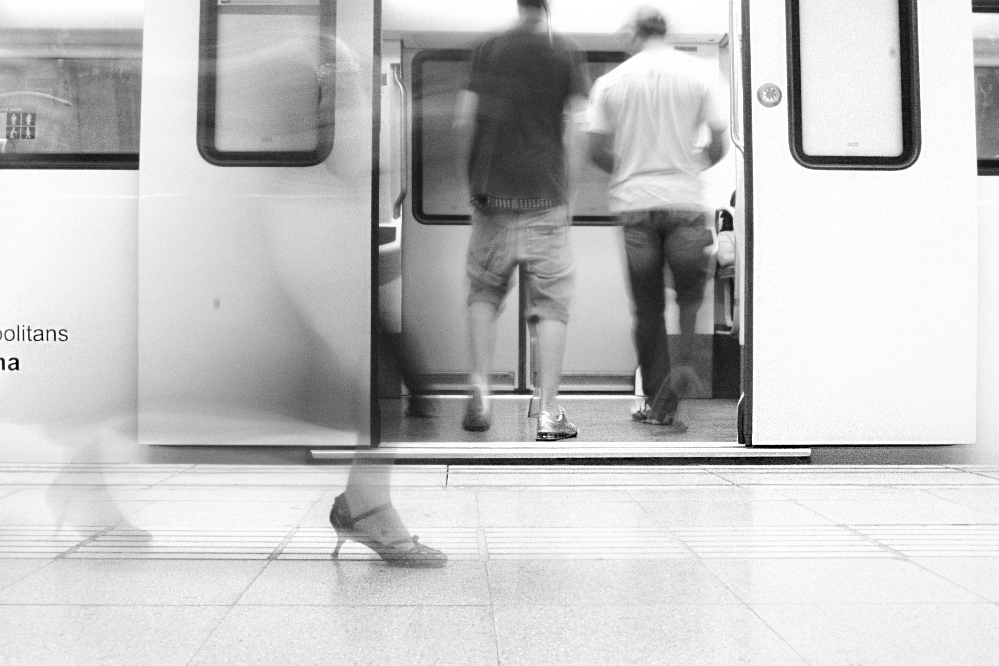 public transportation, movement, station, grayscale, subway train, rail, carriage, traffic, transportation, passenger, departure, outdoors, people, two, HD Wallpaper