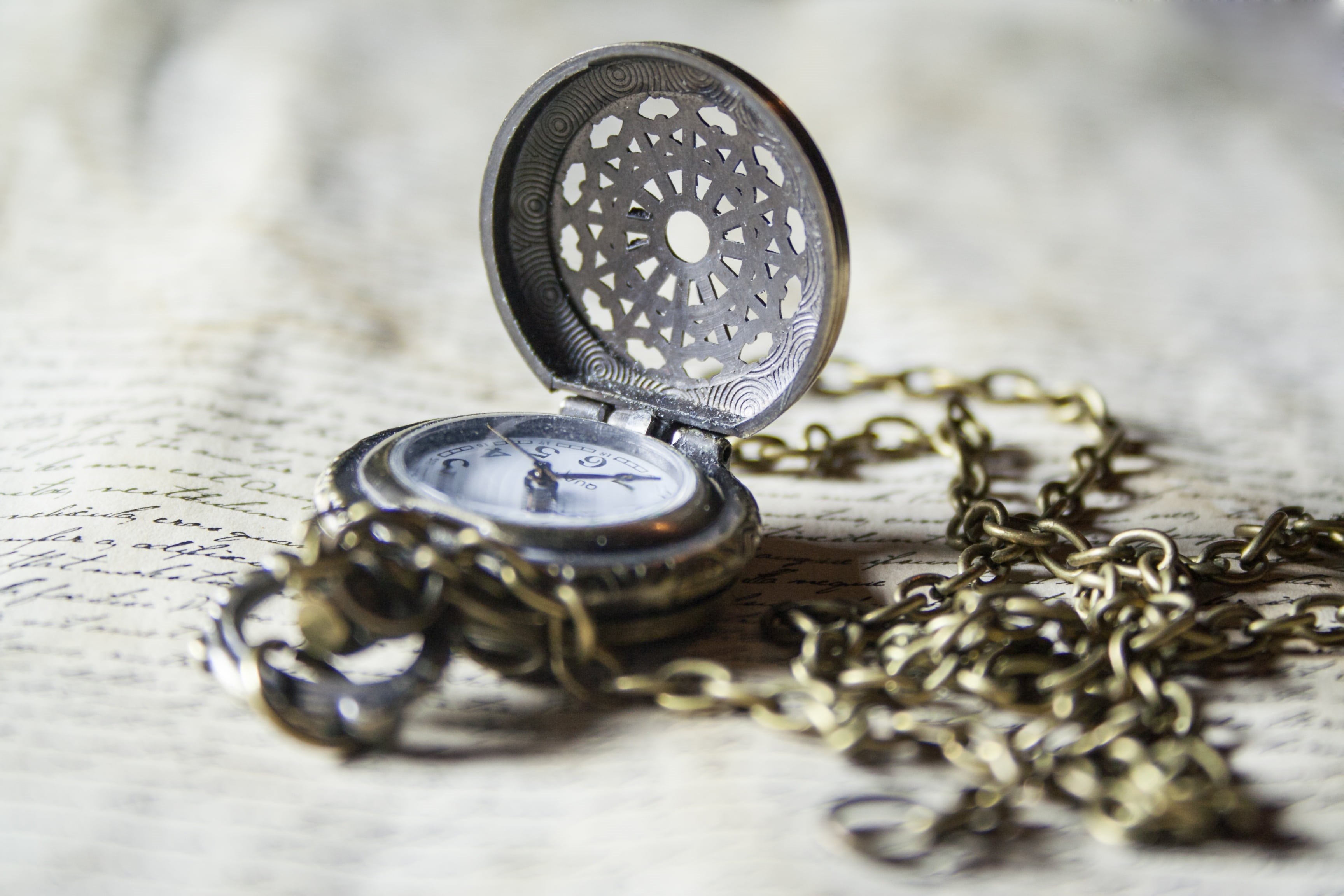 close, pocket watch, table, pocket, studio shot, romantic, gold, 2K, trailers, parchment, retro, business, font, western script, finance, shape, old, close-up, HD Wallpaper