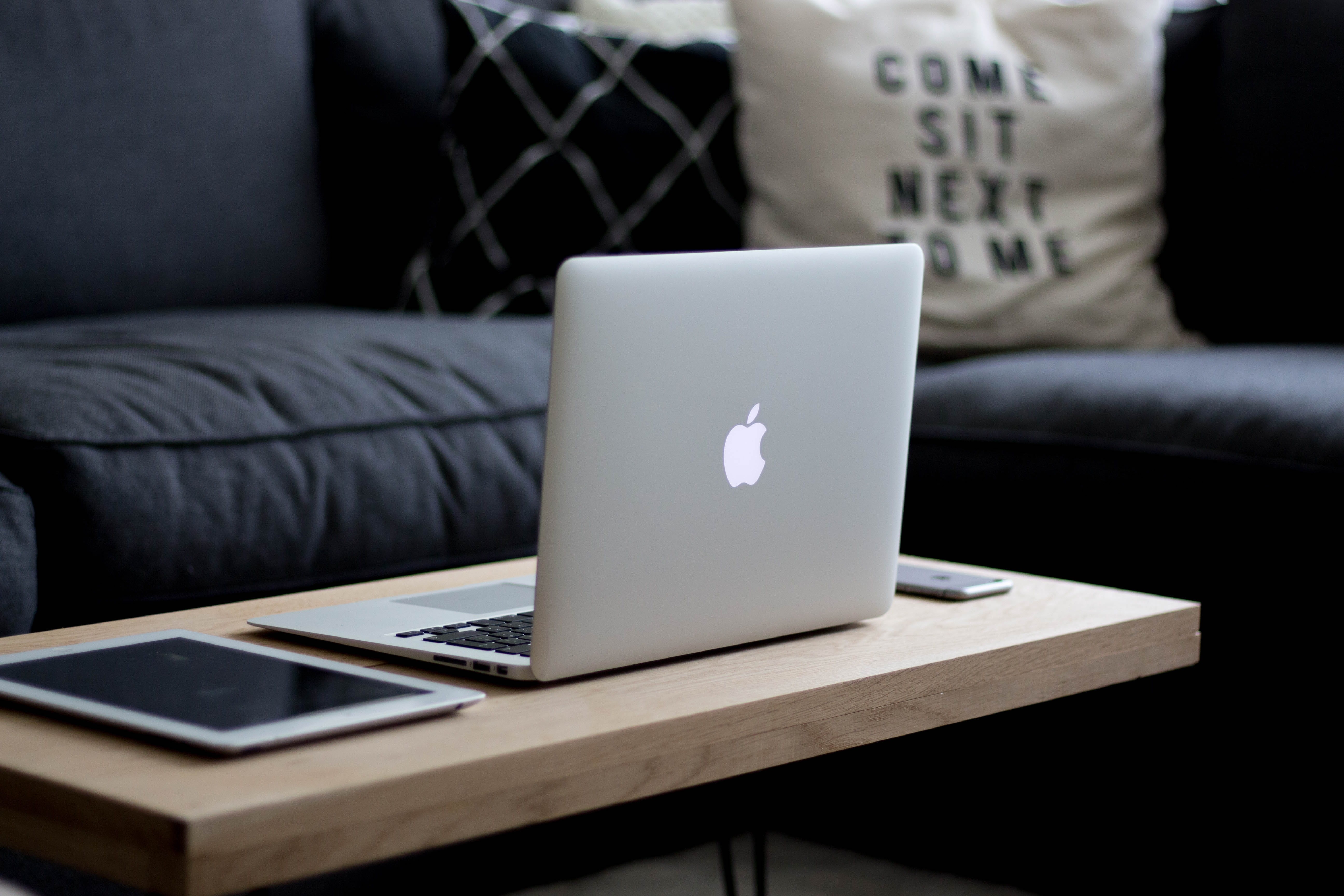 home Interior, business, computer, sofa, brown, living Room, connection, ipad, communication, silver, technology, indoors, modern, wireless Technology, HD Wallpaper