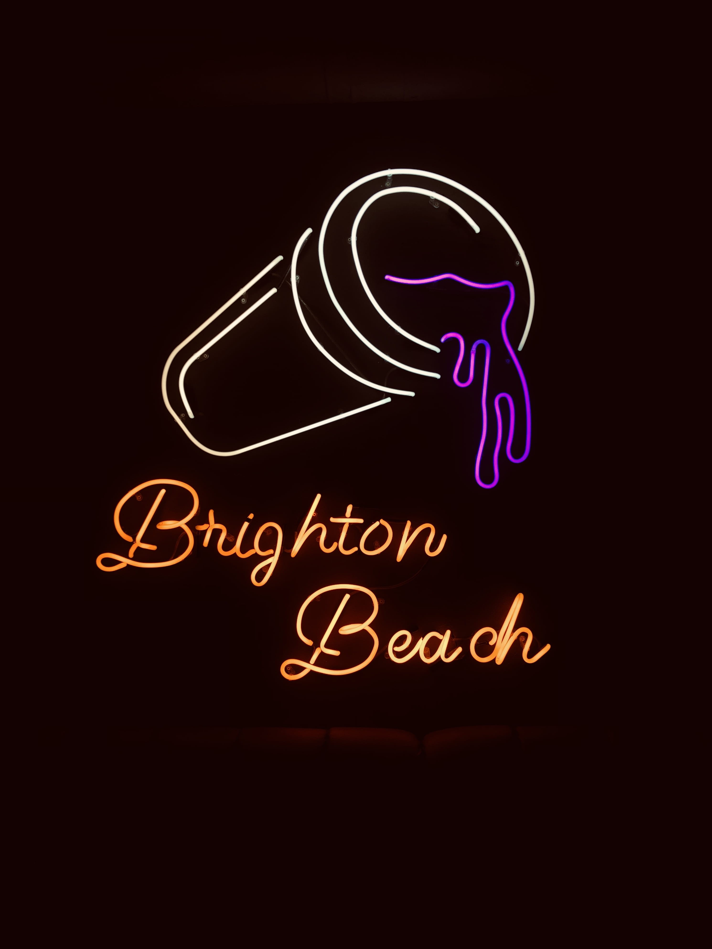 black background, western script, bomb, saxophone, communication, weapon, diwali, brass section, single word, board, heart, neon, information, alphabet, Phone HD Wallpaper
