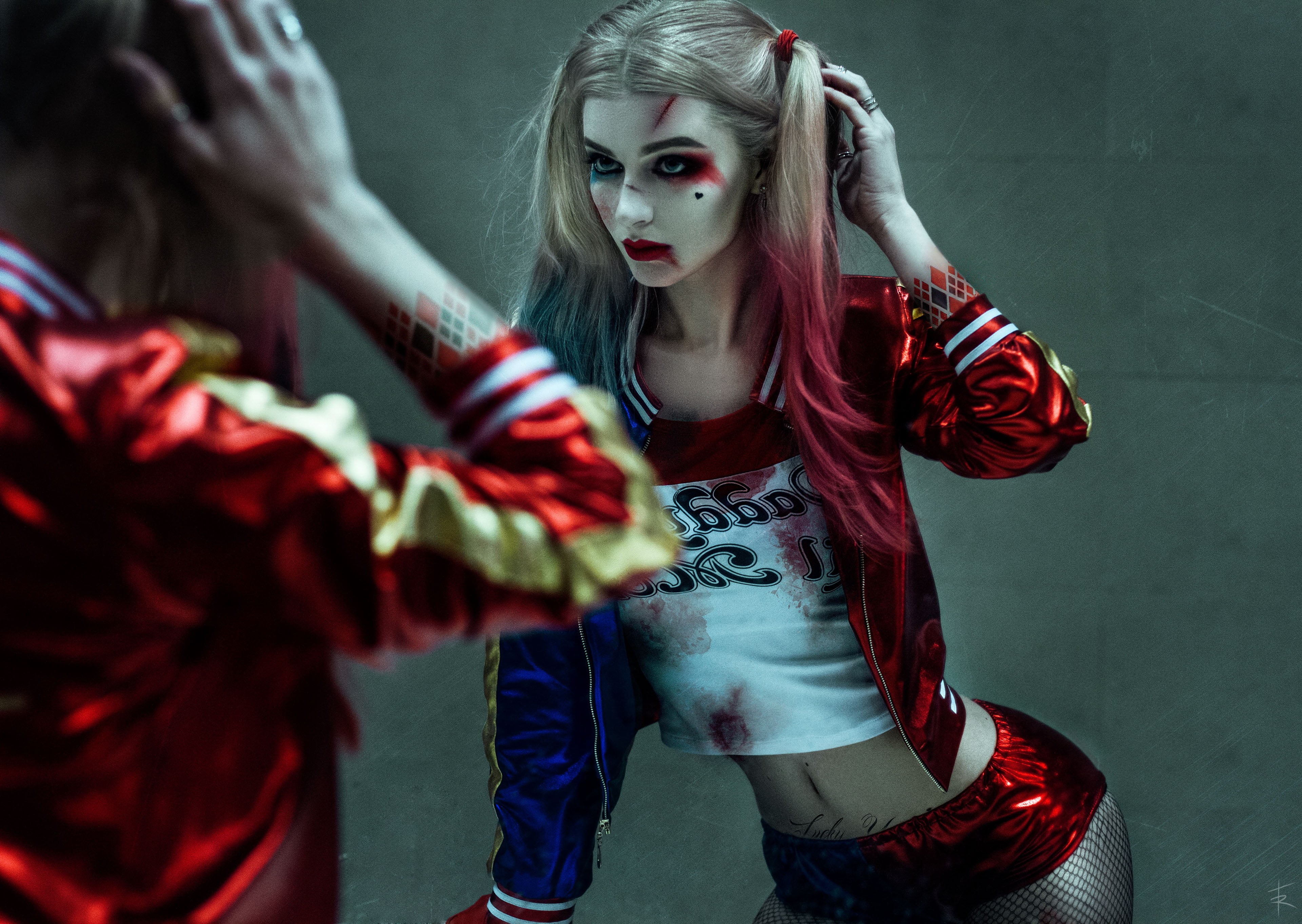 long hair, performance, fear, looking at camera, people, celebration, 4K, harley quinn, make-up, hd, suicide squad, 5k, artist, costume, cosplay, women, HD Wallpaper