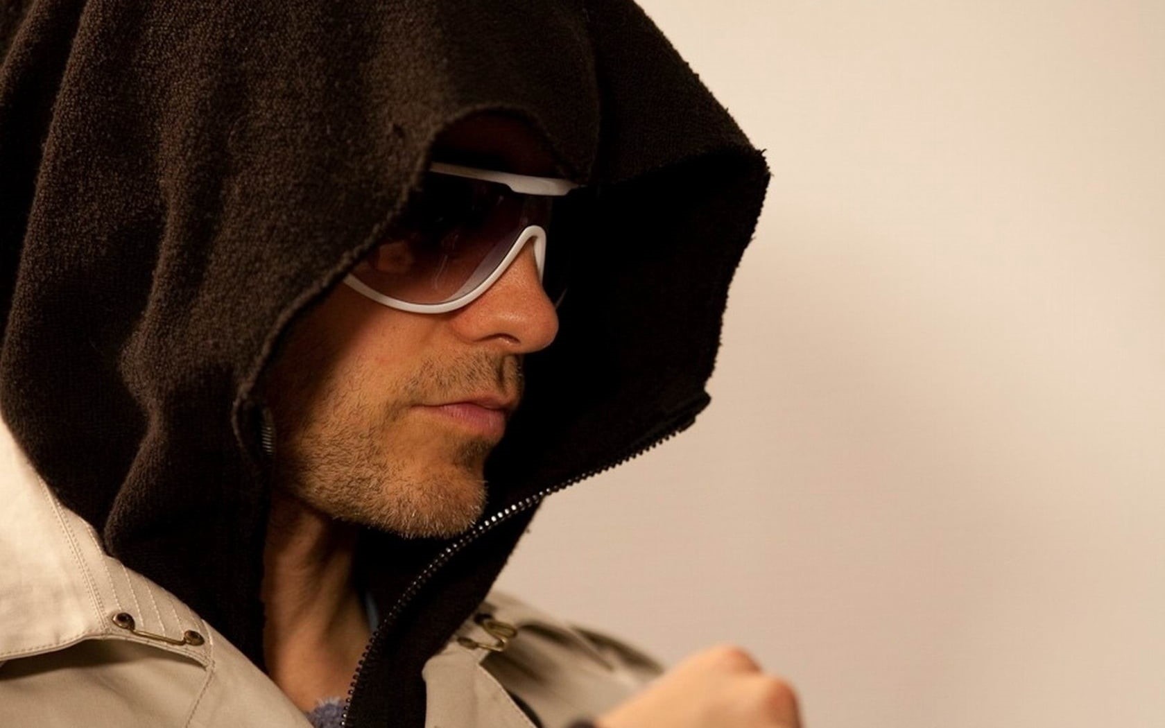 one Person, full, black, jacket, facial hair, goggles, close-up, males, looking, attitude, confidence, cap, celebrity, hooded Shirt, glasses, sunglasses, HD Wallpaper