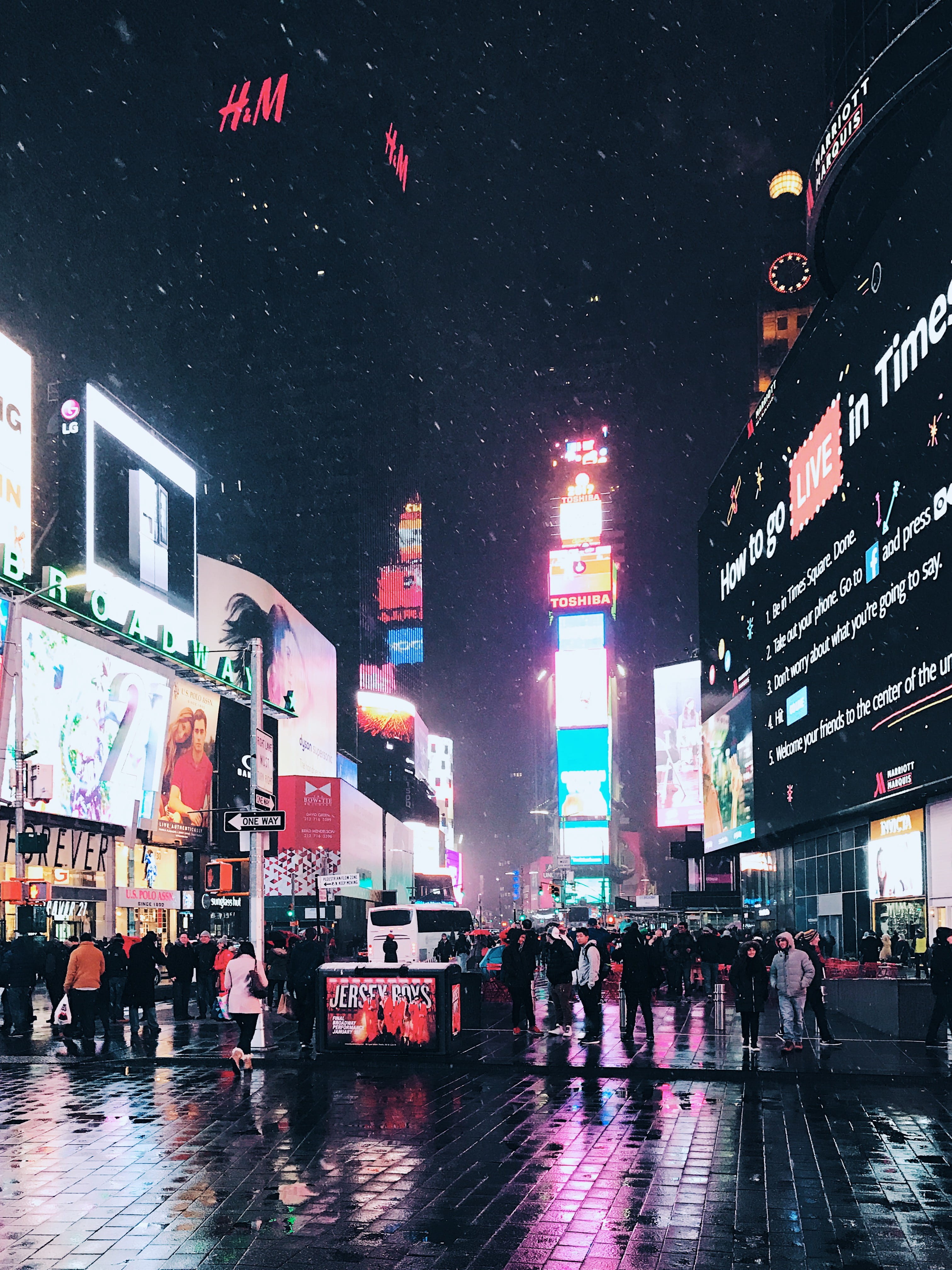 time square, built structure, united states, rain, nyc, crowd, night, snow, new york city, 4K, times sq - 42 st, city, communication, lights, architecture, Phone HD Wallpaper