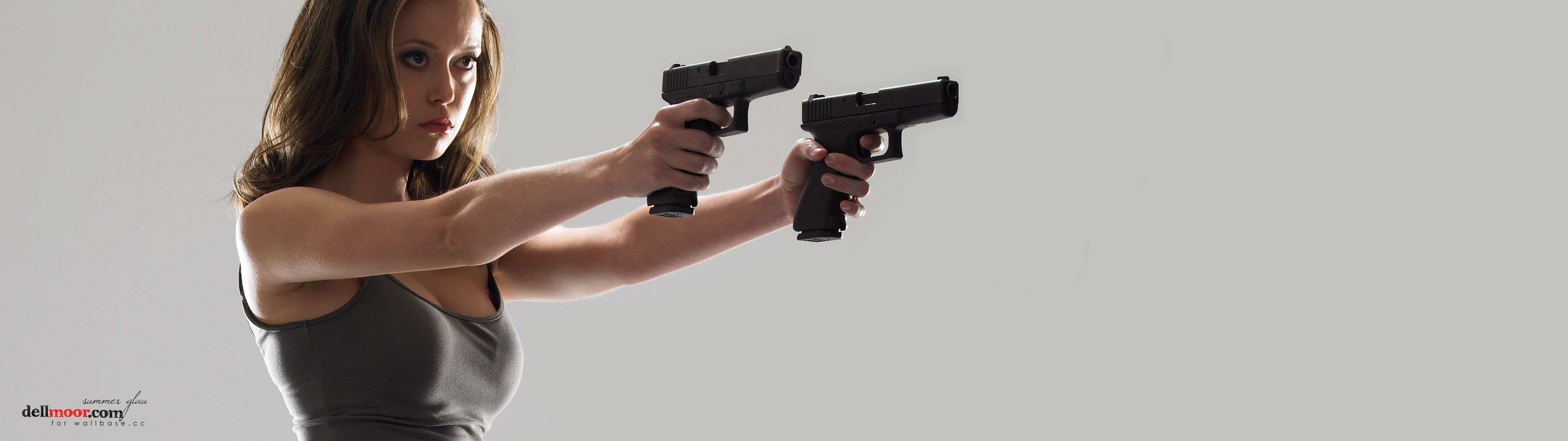 4K, glau, terminator, chronicles, summer, connor, multiscreen, glock, guns, women, sarah, pistols, HD Wallpaper