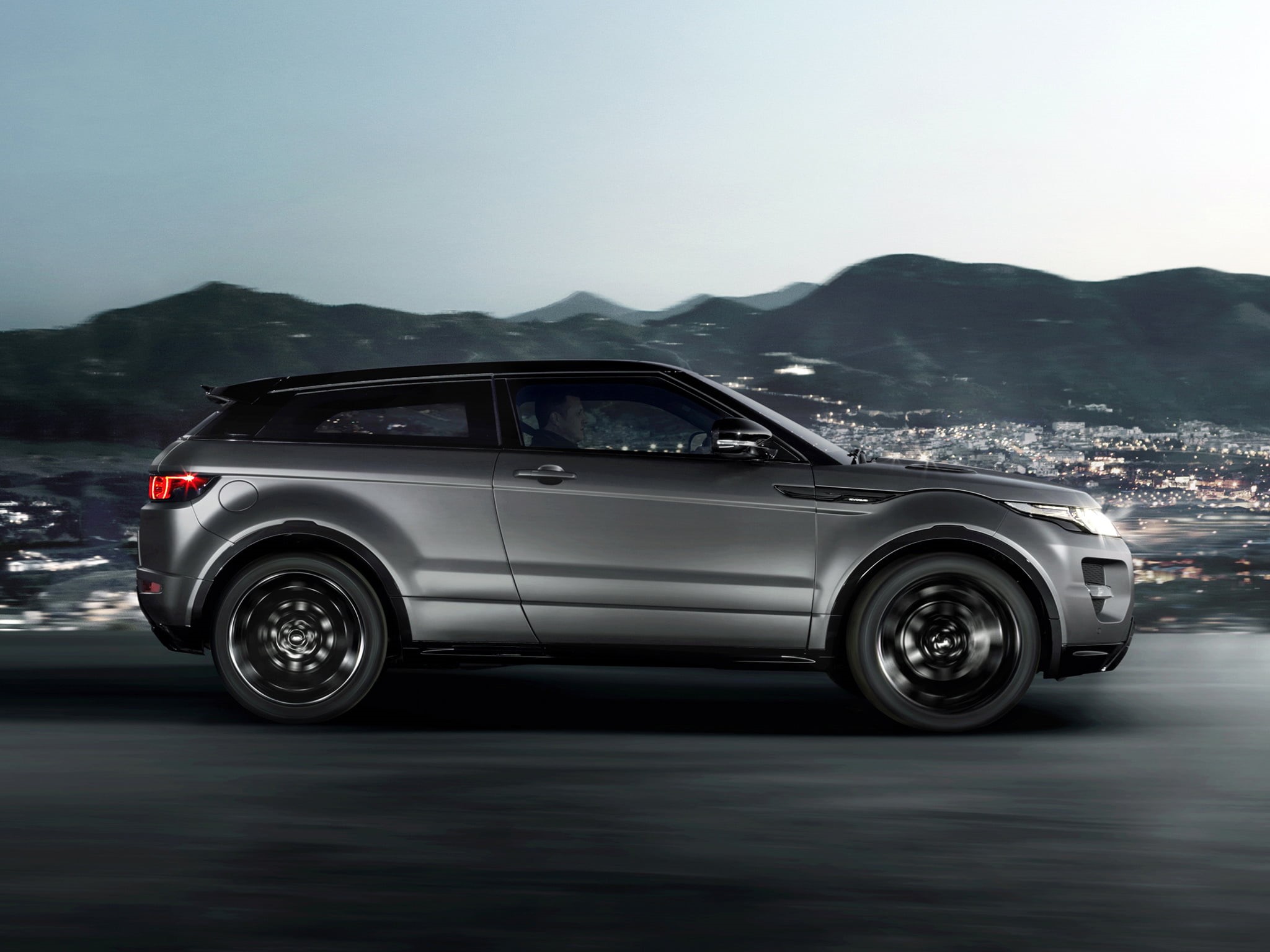 Range Rover, city, car, suv, speed, Coupe, silver, panorama, Victoria Beckham, the sky, side view, nature, silver colored, outdoors, Ewok, digital composite, HD Wallpaper