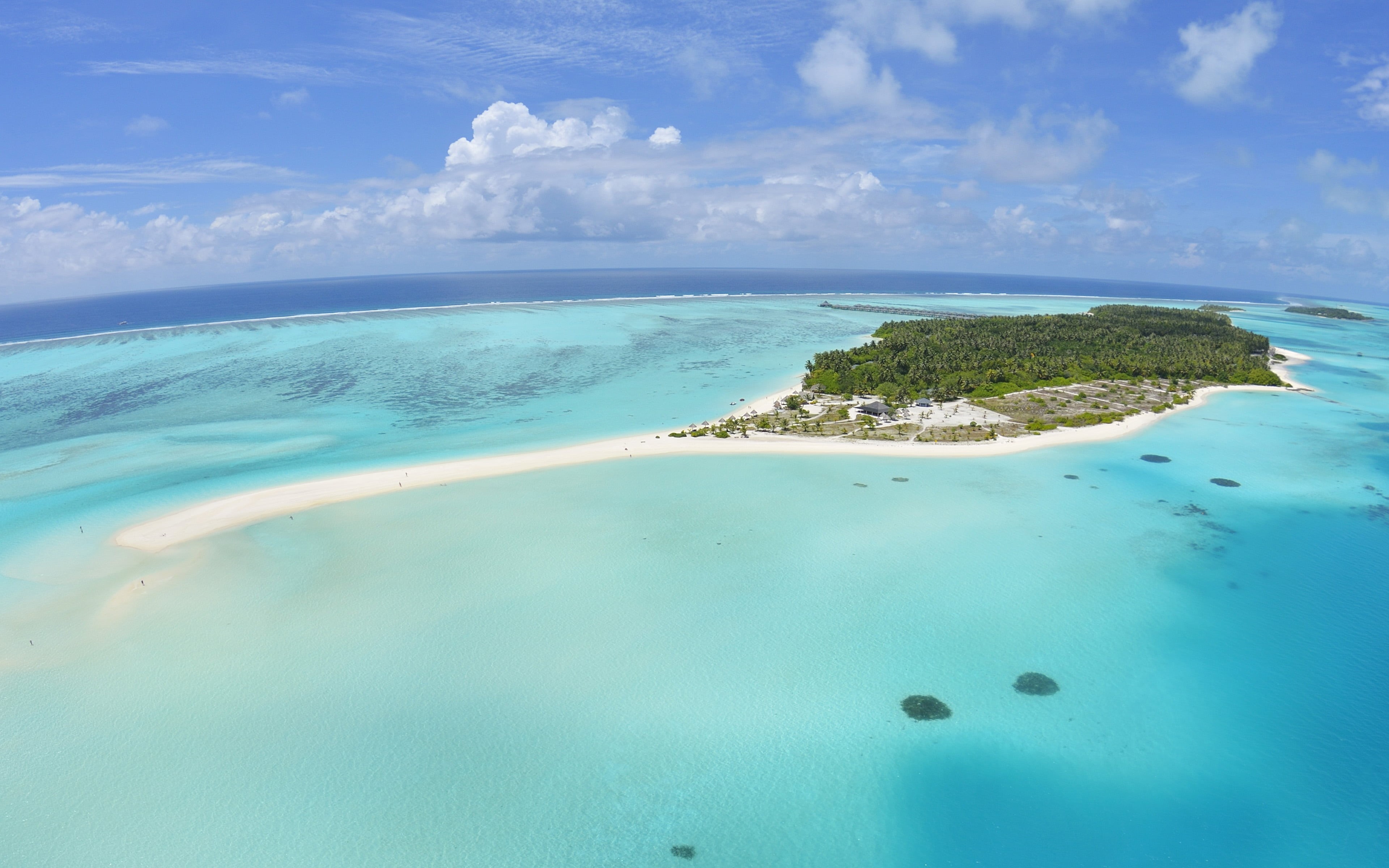 turquoise colored, 4K, island, maldives, resort, photo, lagoon, cloud - sky, outdoors, land, sun, air, view, sky, horizon, nature, idyllic, HD Wallpaper