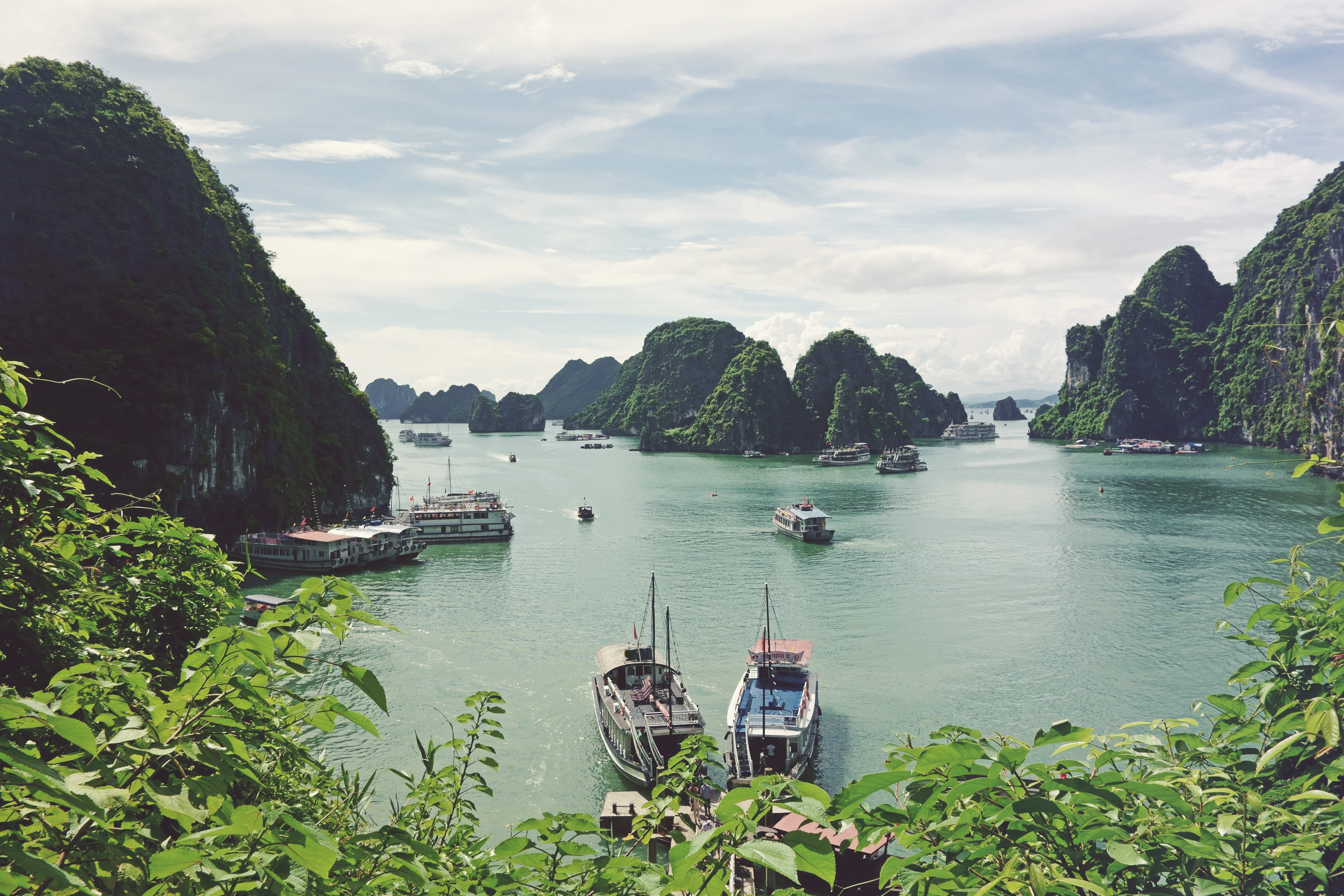 plant, mode of transportation, scenics, 5K, travel, land, boats, bay, Bay View, sea, traveling, water, mountain, scenics - nature, travel destinations, HD Wallpaper