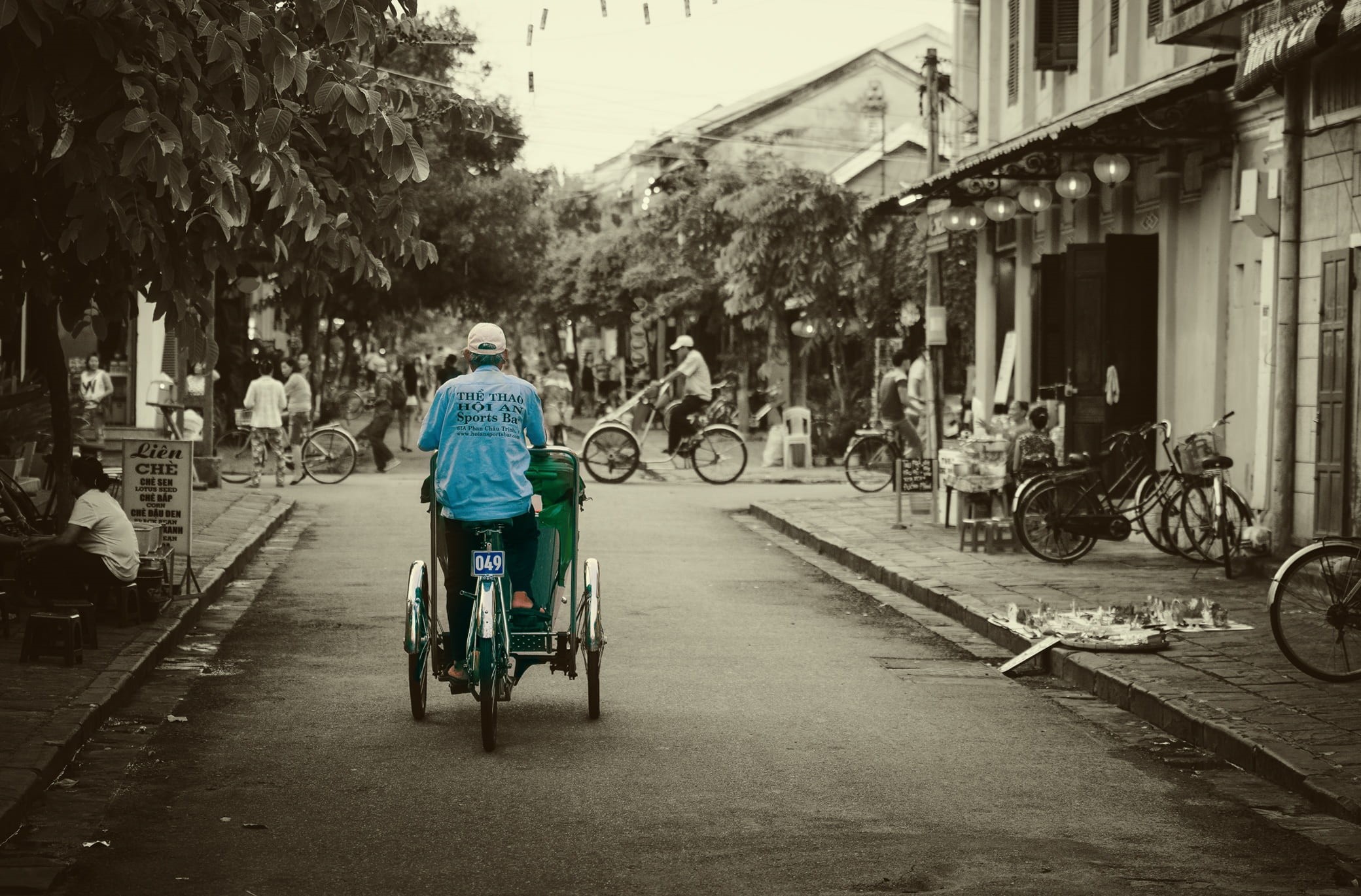 vintage, hoian, mode of transportation, tourism, cyclo, men, city, rear view, outdoors, architecture, one person, bicycle, road, built structure, ride, HD Wallpaper