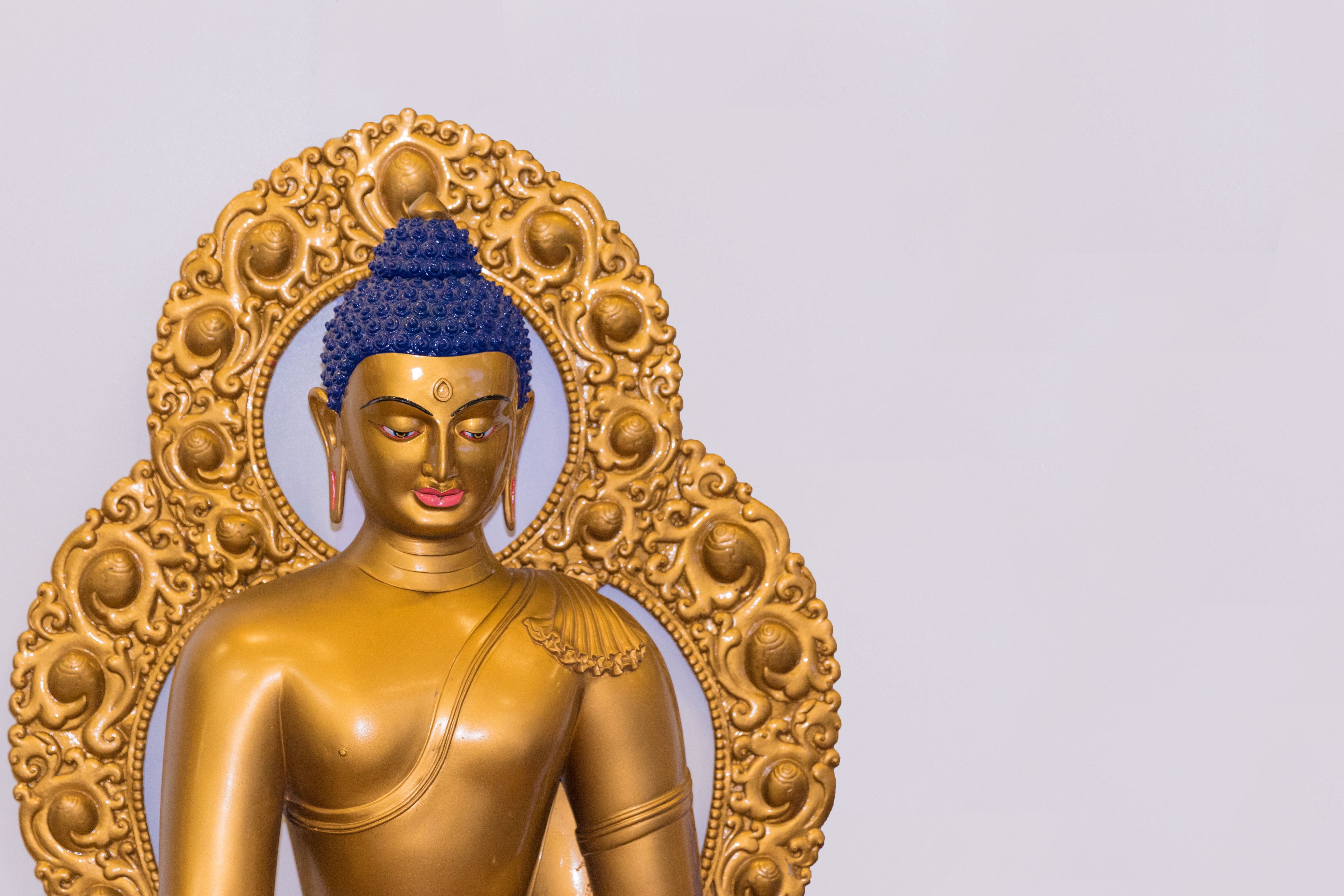 gold, human representation, cultures, indoors, belief, 5K, place of worship, art and craft, fernöstlich, buddhism, thailand, ornate, architecture, studio shot, HD Wallpaper