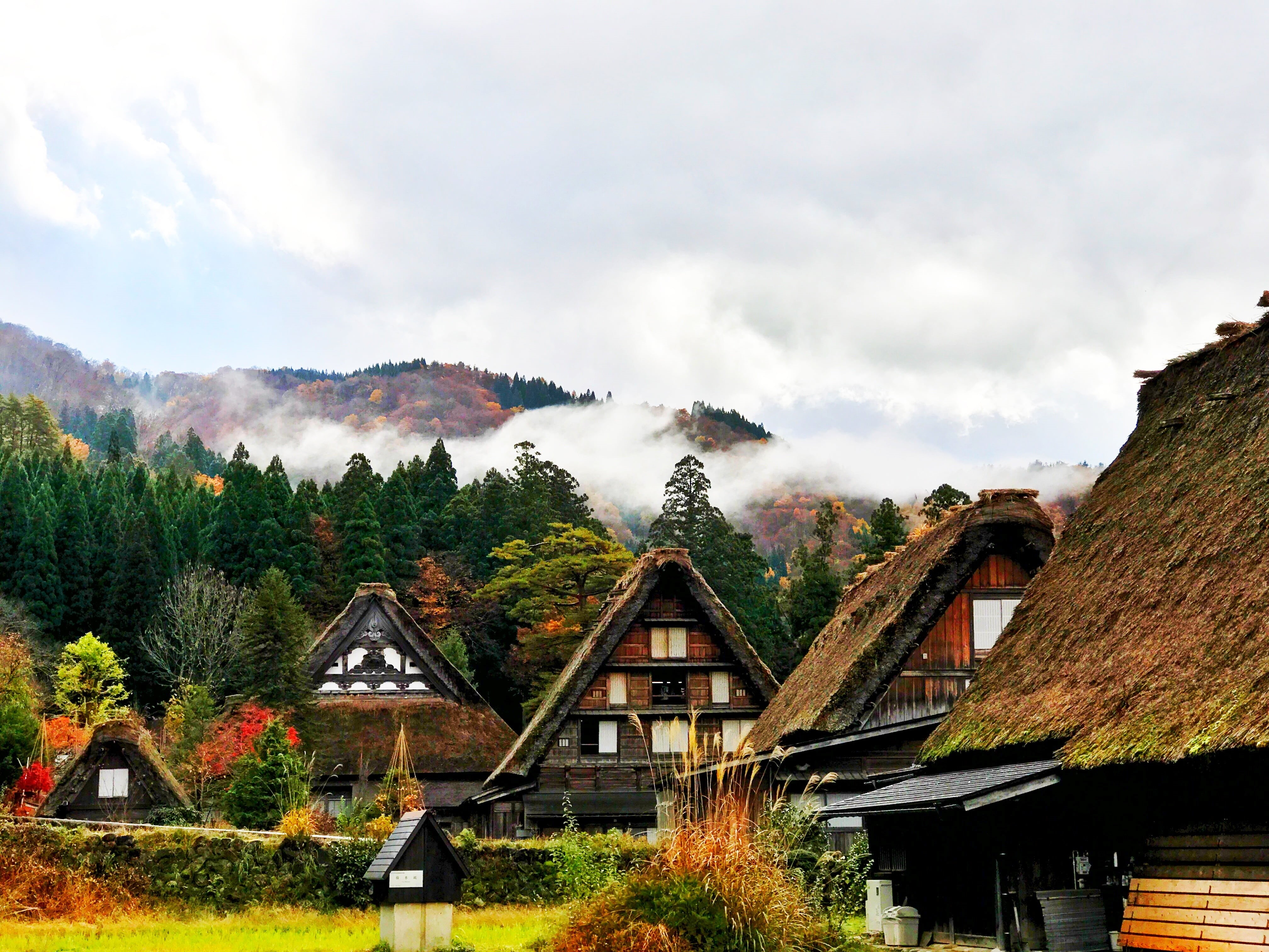 scenics, hut, valley, europe, sky, rural Scene, houses, old, no People, shirakawa, building Exterior, cabin, autumn, famous Place, old-fashioned, non-Urban Scene, HD Wallpaper