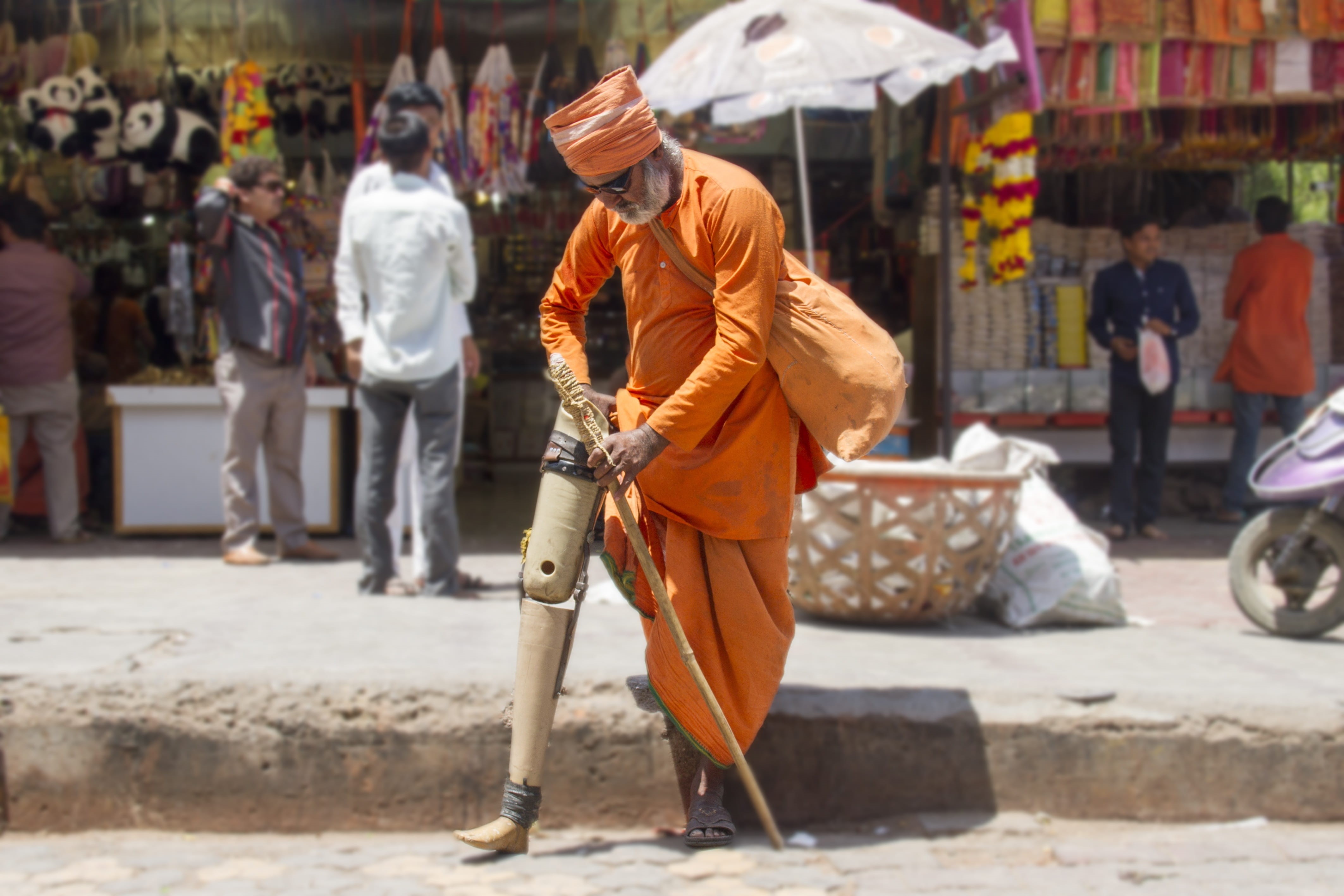 maharashtra, men, indian, real people, group of people, sunlight, focus on foreground, people, Handicapped, asia, rear view, incidental people, cultures, HD Wallpaper