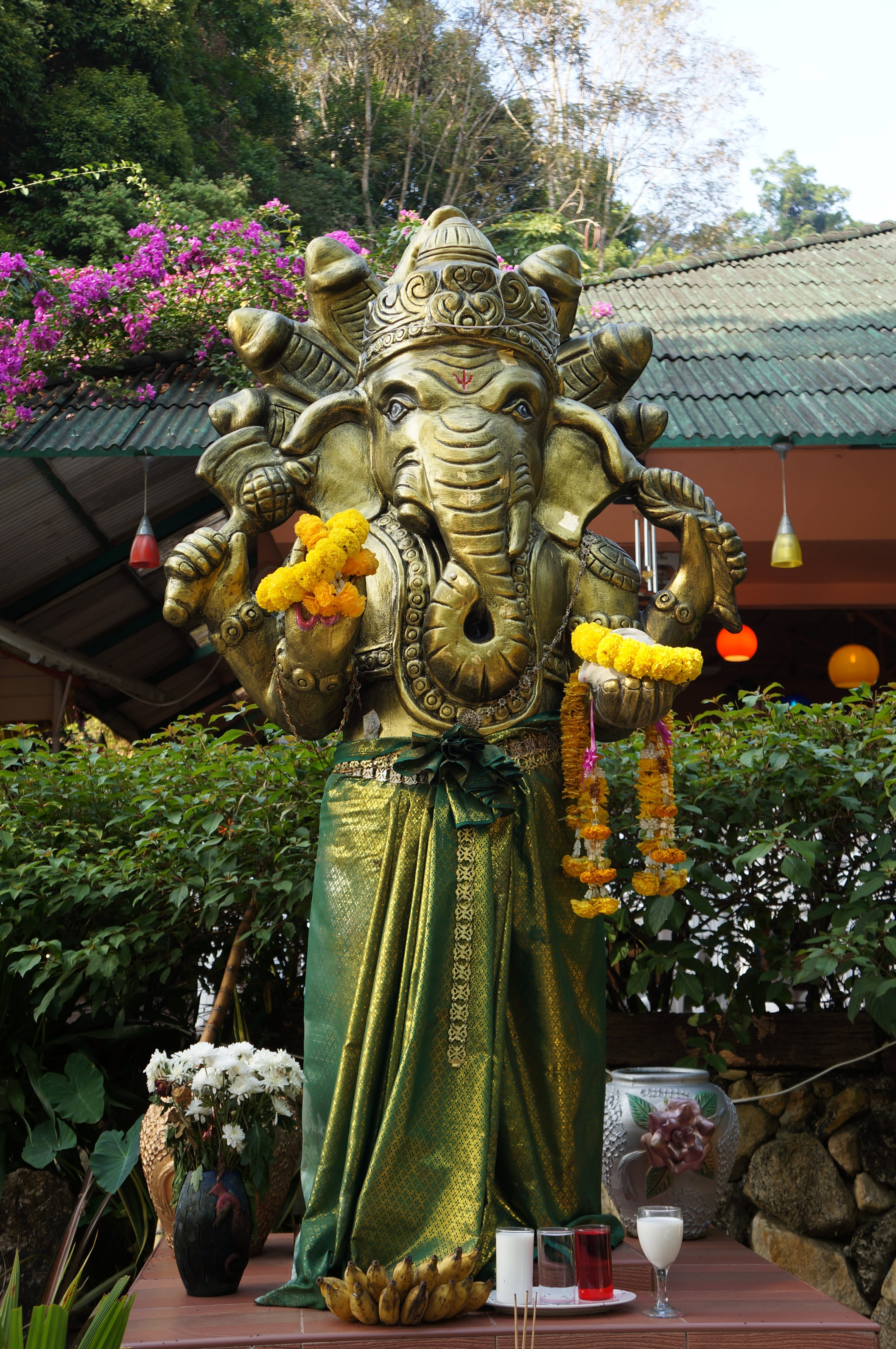 india, 4K, nature, belief, sculpture, ganesh, religion, female likeness, god, architecture, statue, flowering plant, no people, creativity, human representation, Phone HD Wallpaper
