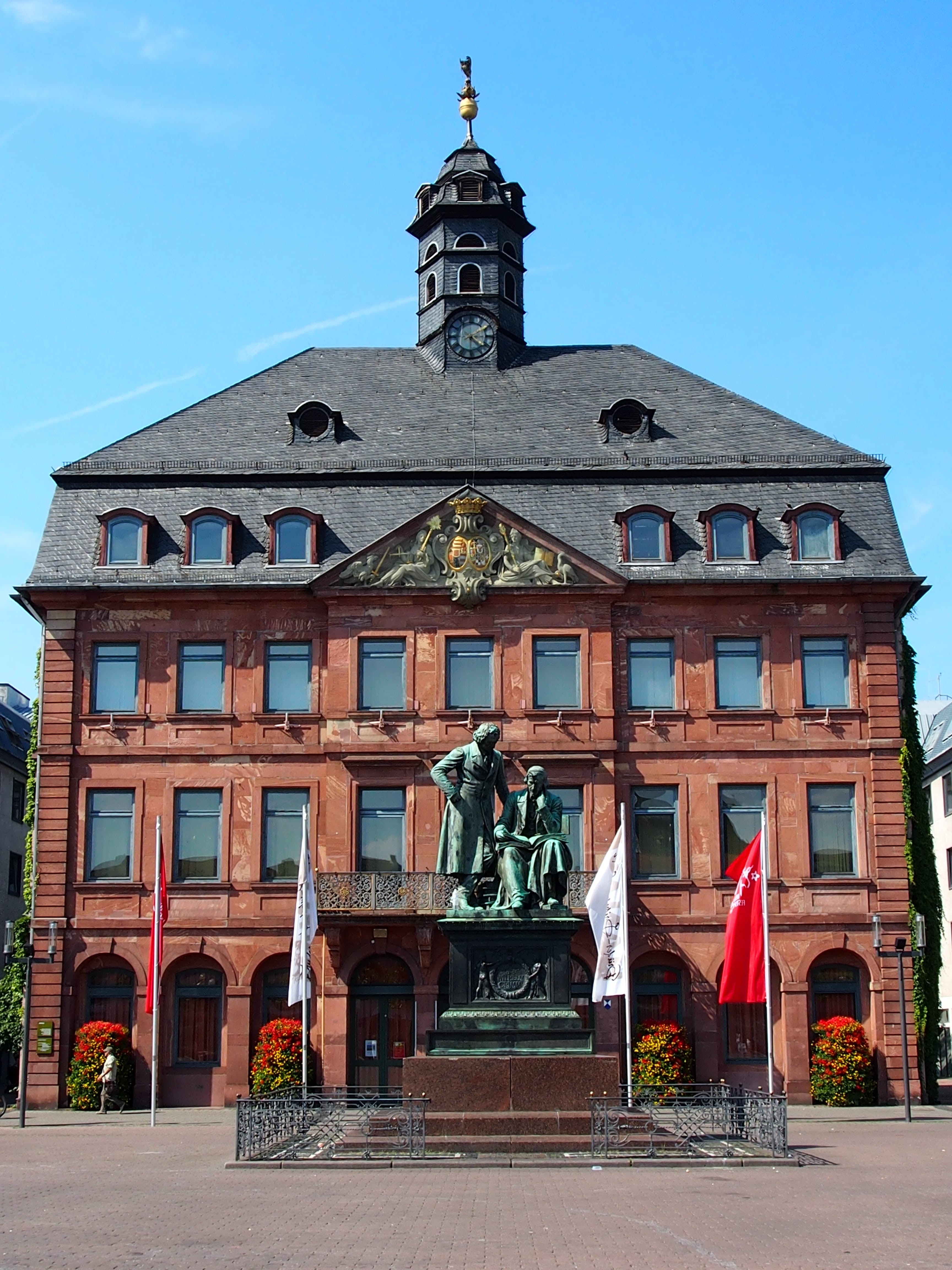 day, sky, building exterior, creativity, statue, place of worship, male likeness, brothers grimm, art and craft, architecture, hanau, human representation, Phone HD Wallpaper