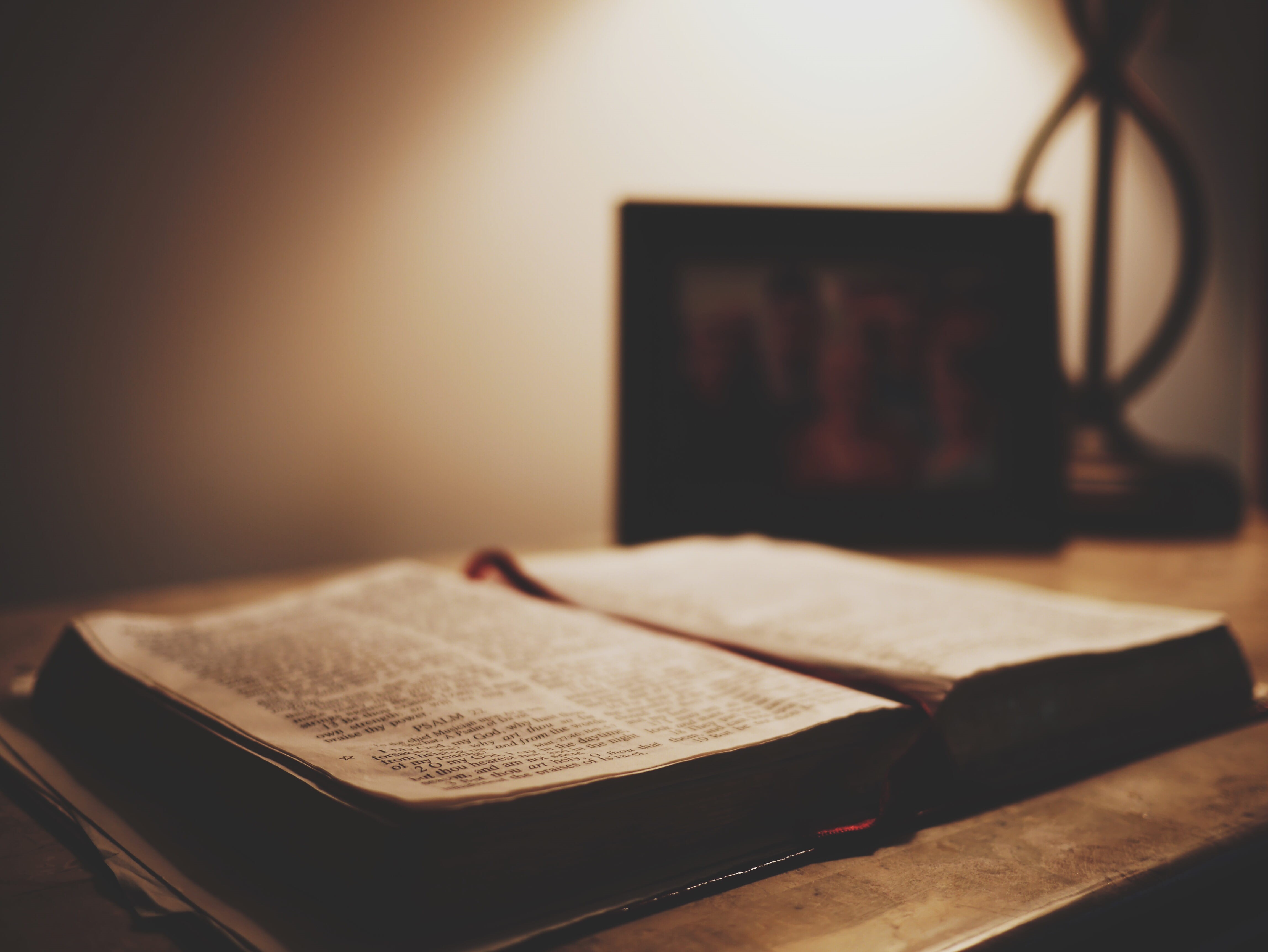 wireless technology, publication, absence, beige, white, book, paper, bible study, brown, technology, communication, desk, wood - material, tabletop, wooden, HD Wallpaper