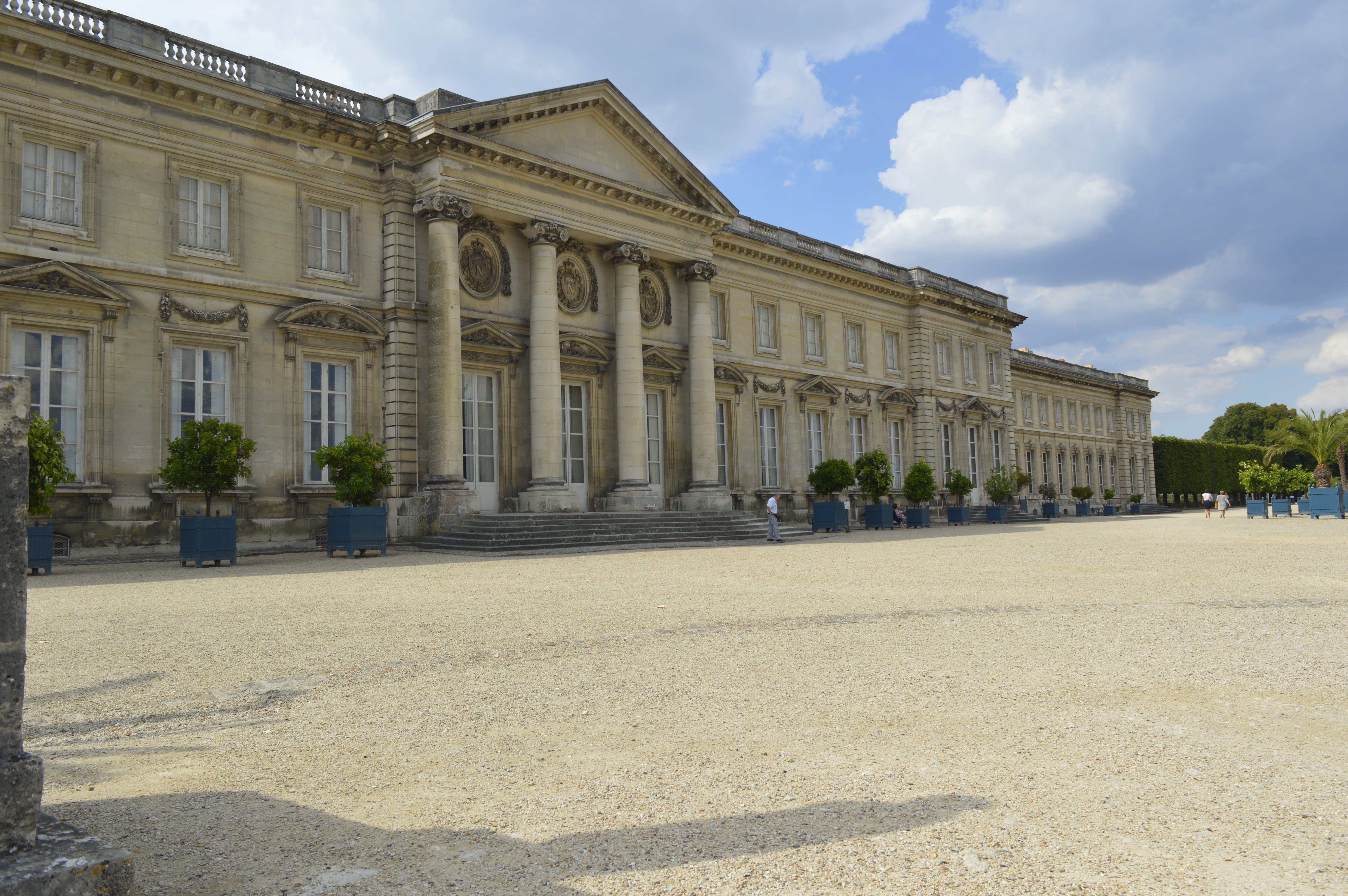 building exterior, pediment, statue, travel, history, sculpture, architecture, france, the past, tree, built structure, palace, travel destinations, 5K, HD Wallpaper