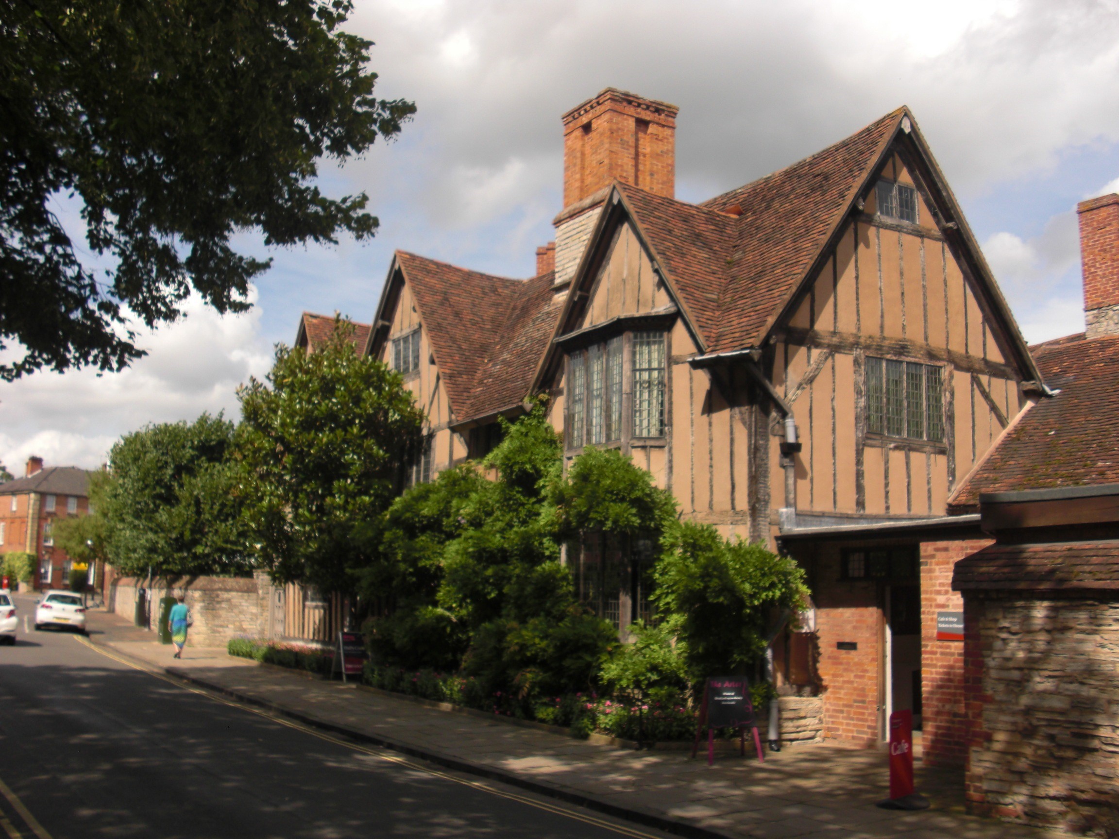 landmark, road, building, built structure, daytime, stratford-upon-avon, street, tree, history, european, shakespeares, halls croft, nature, building exterior, HD Wallpaper