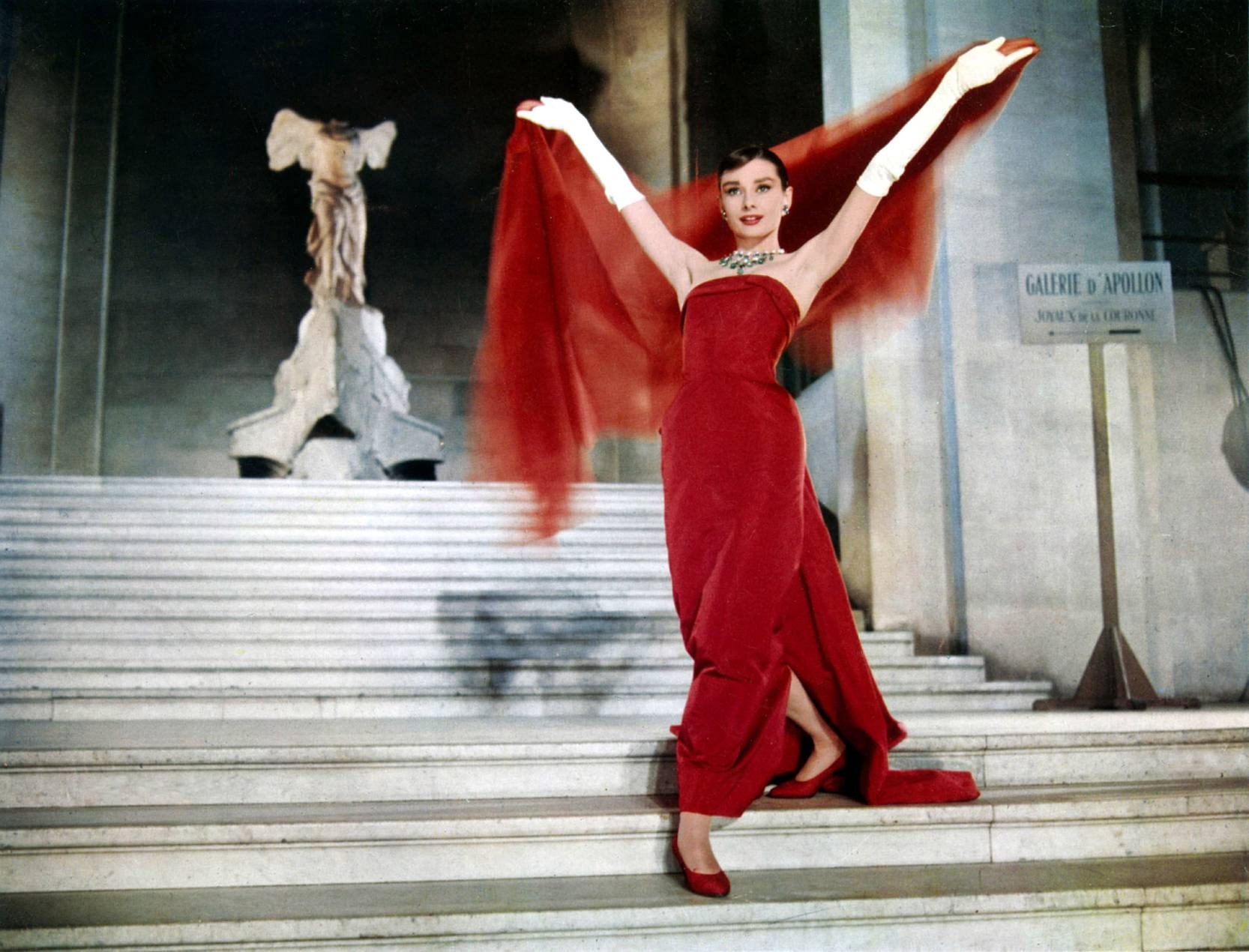 red, hepburn, dress, 720P, audrey, photoshoot, HD Wallpaper