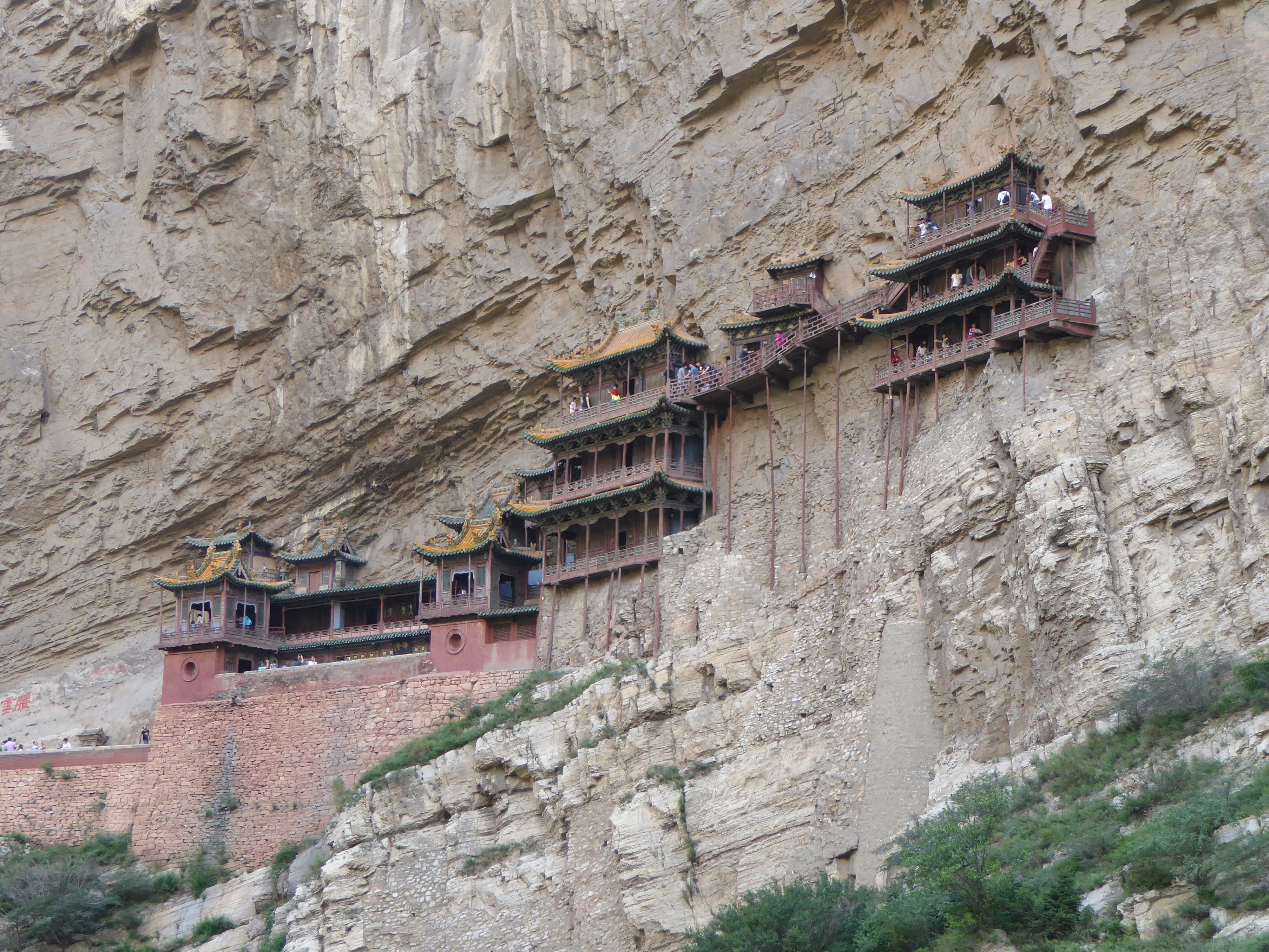 day, built structure, xuankong si, outdoors, shanxi province, weathered, datong, confucius, china, solid, no people, stone material, building, nature, residential district, HD Wallpaper