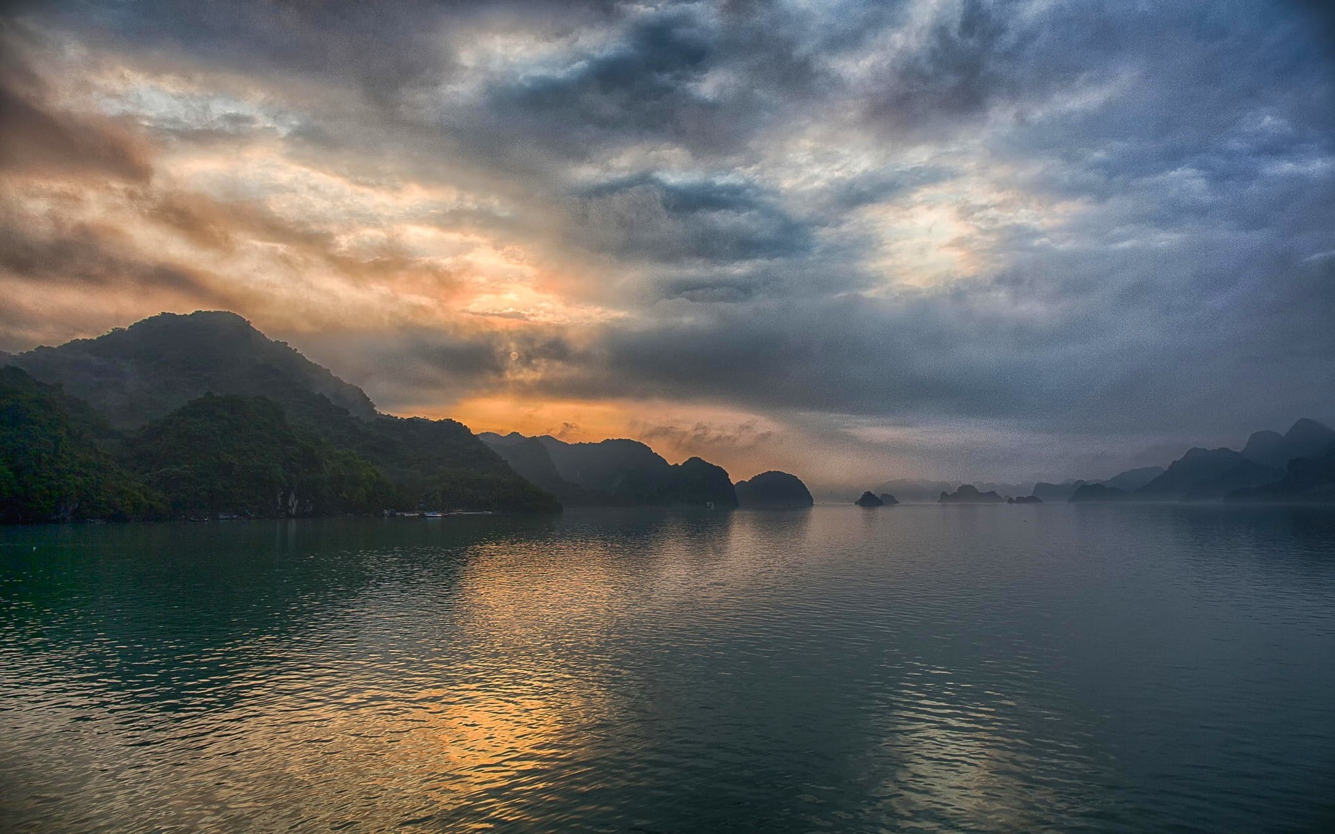 Halong Bay, waterfront, 1080P, nature, clouds, tranquil scene, sunset, non-urban scene, sea, scenics - nature, outdoors, idyllic, tranquility, water, cloud - sky, HD Wallpaper
