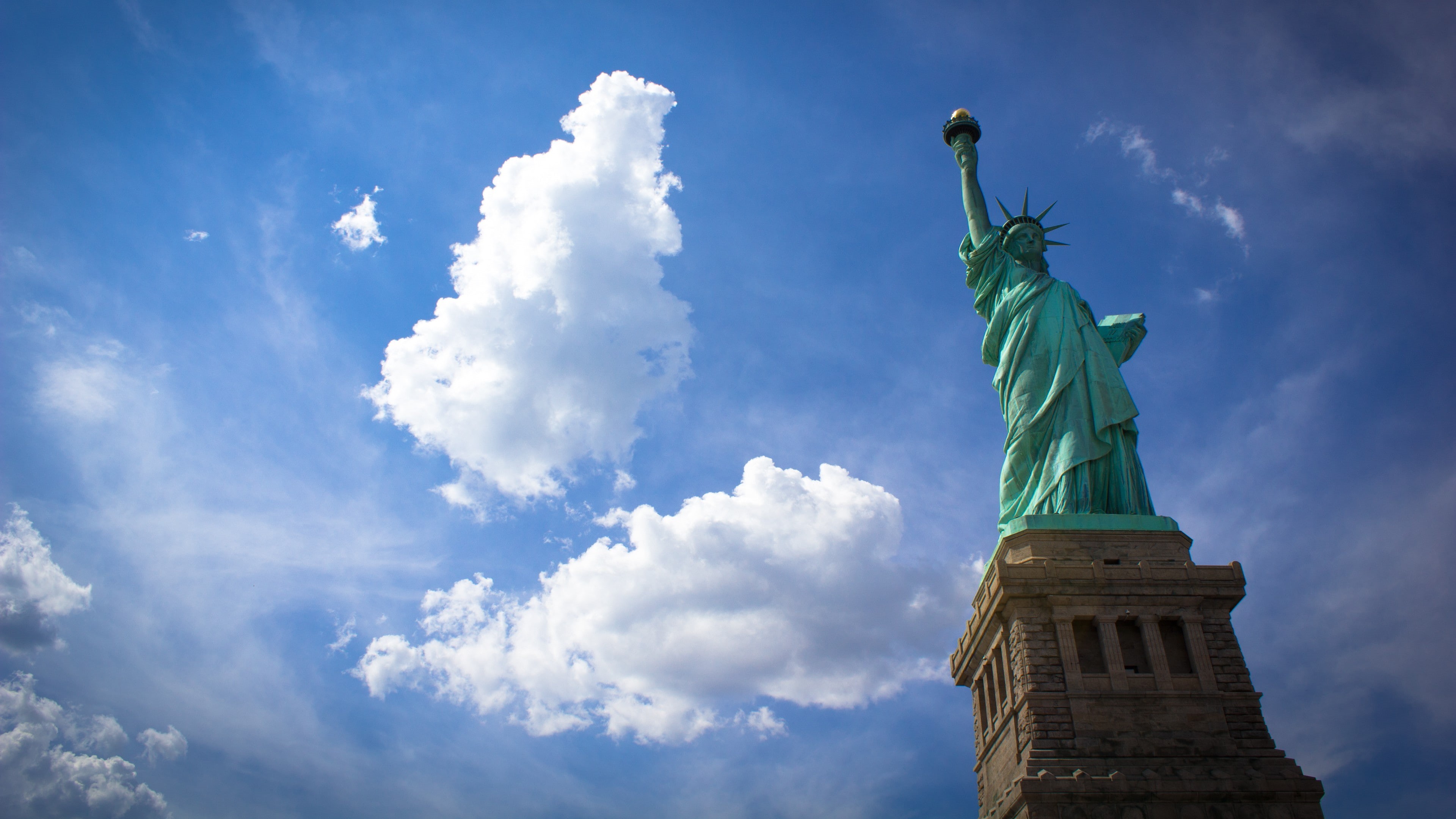 clouds, tourism, travel destinations, cloud - sky, architecture, Statue of Liberty, flaming torch, female likeness, flame, nature, 4K, freedom, New York City, HD Wallpaper