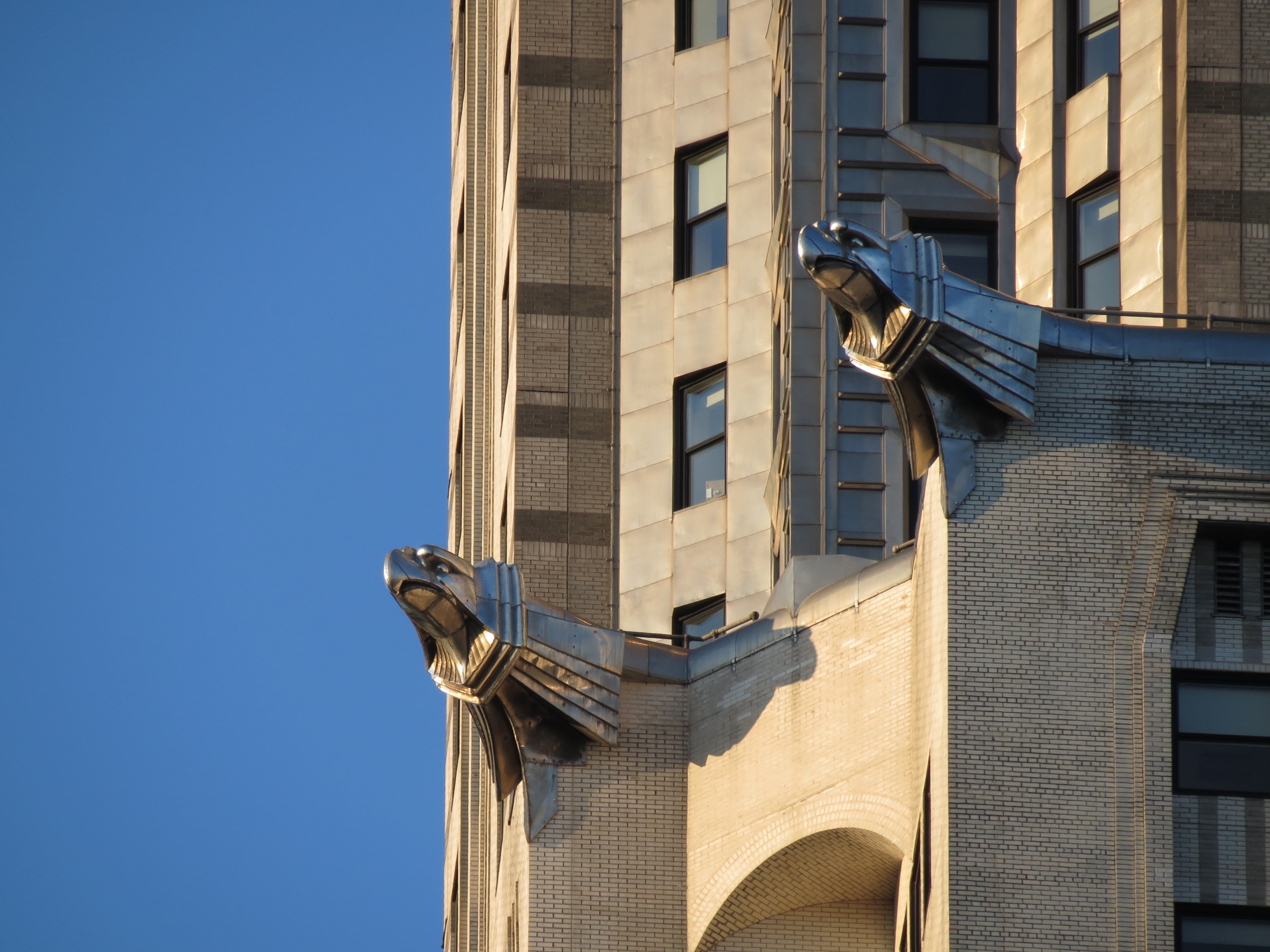 new york, residential district, low angle view, chrysler building, architecture, street light, nature, window, sky, gargoyles, manhattan, built structure, HD Wallpaper