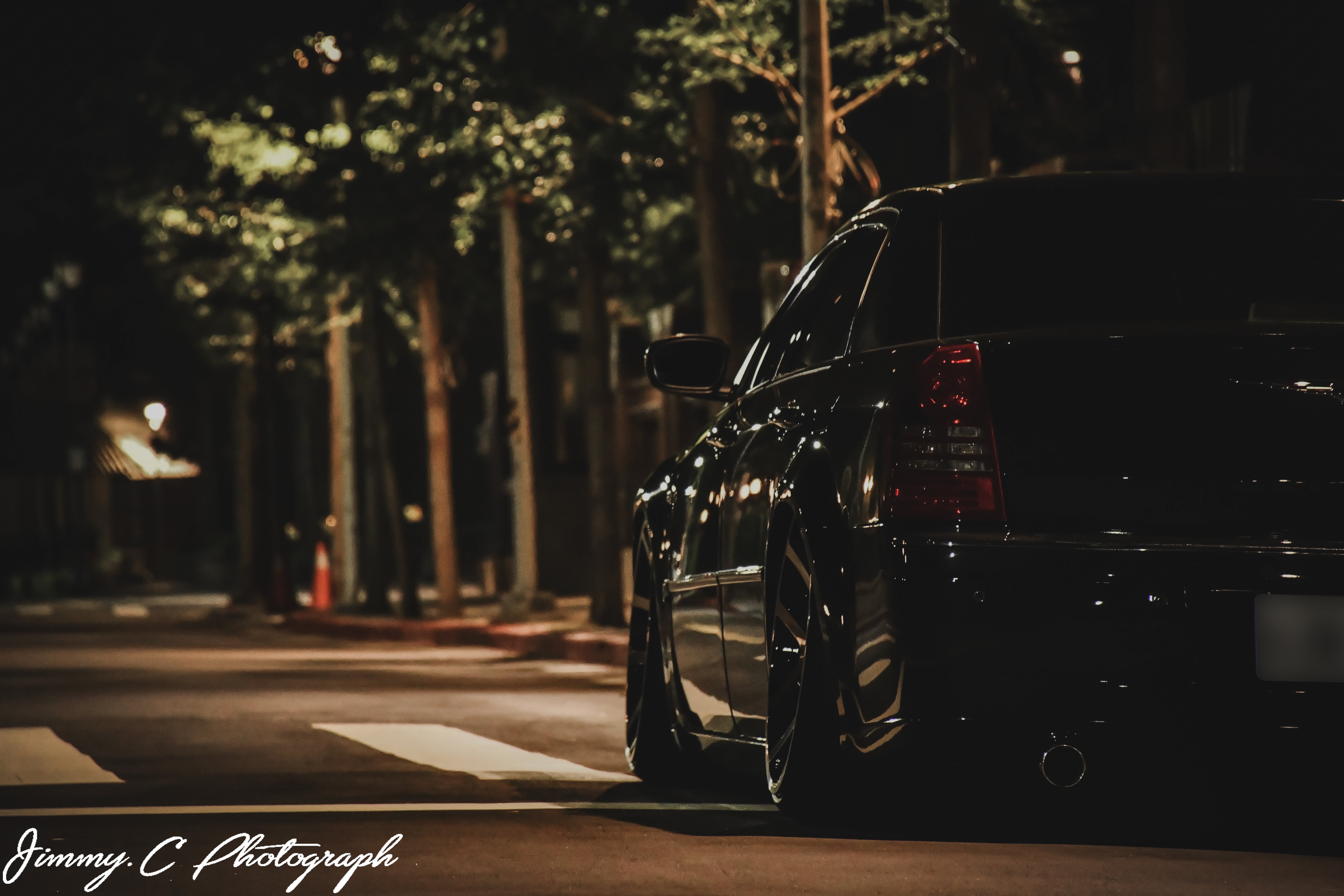 city Life, sedan, day, traffic, focus on foreground, mode of transportation, transportation, car, black Color, street, stationary, close-up, outdoors, night, HD Wallpaper