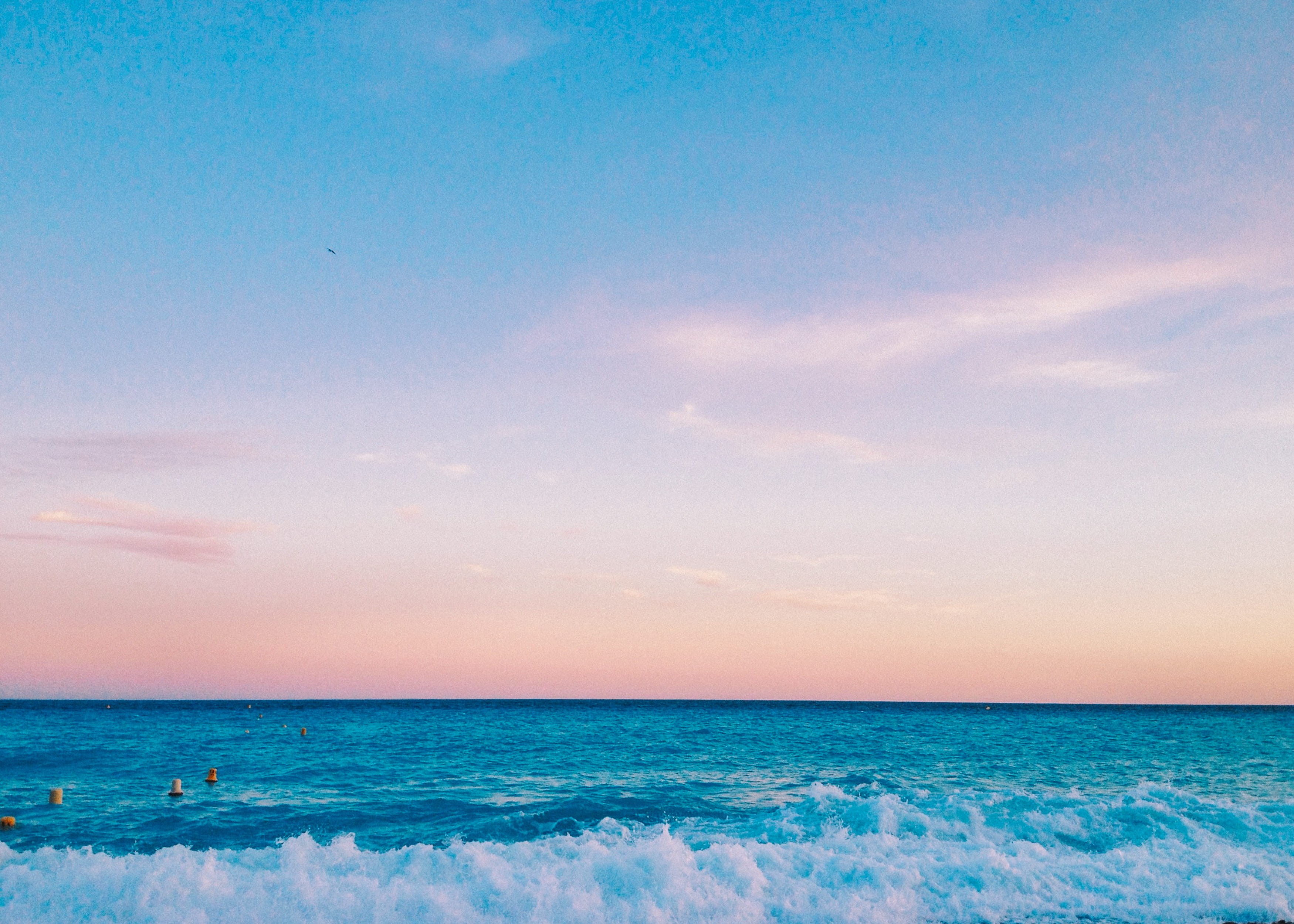 horizon, scenics - nature, serenity, europe, 2K, cloud - sky, seascape, tranquil scene, sea, color, land, surfing, france, tranquility, beautiful, sky, HD Wallpaper